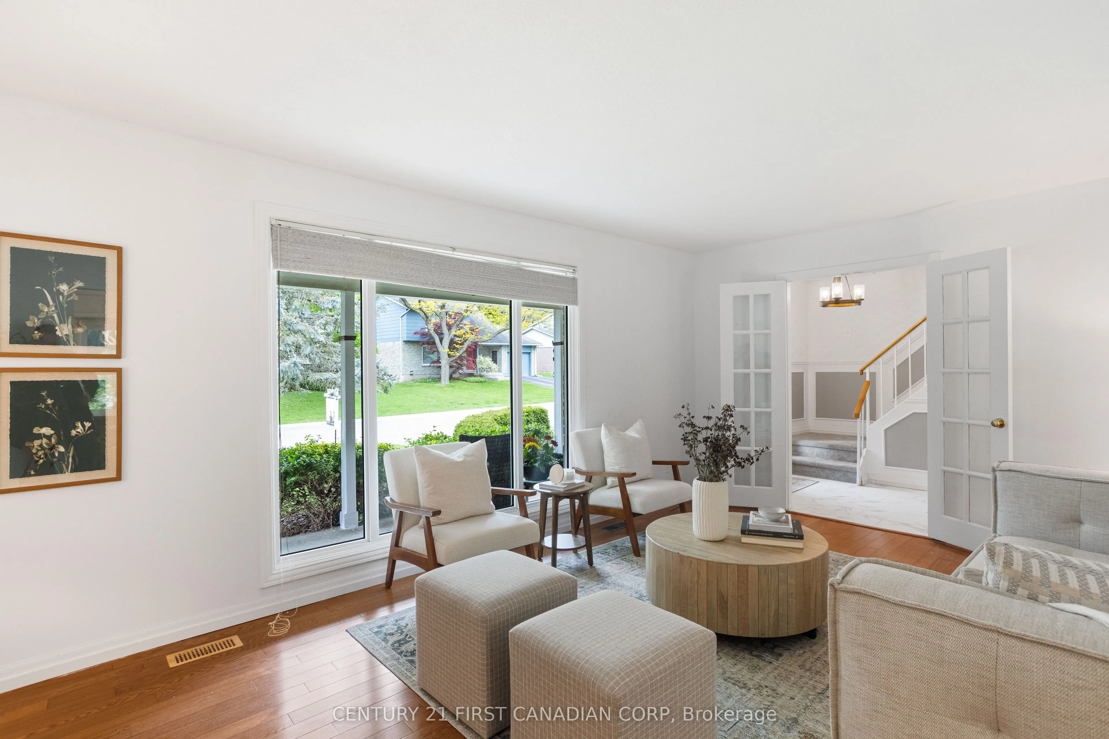 24 Bartlett Crescent