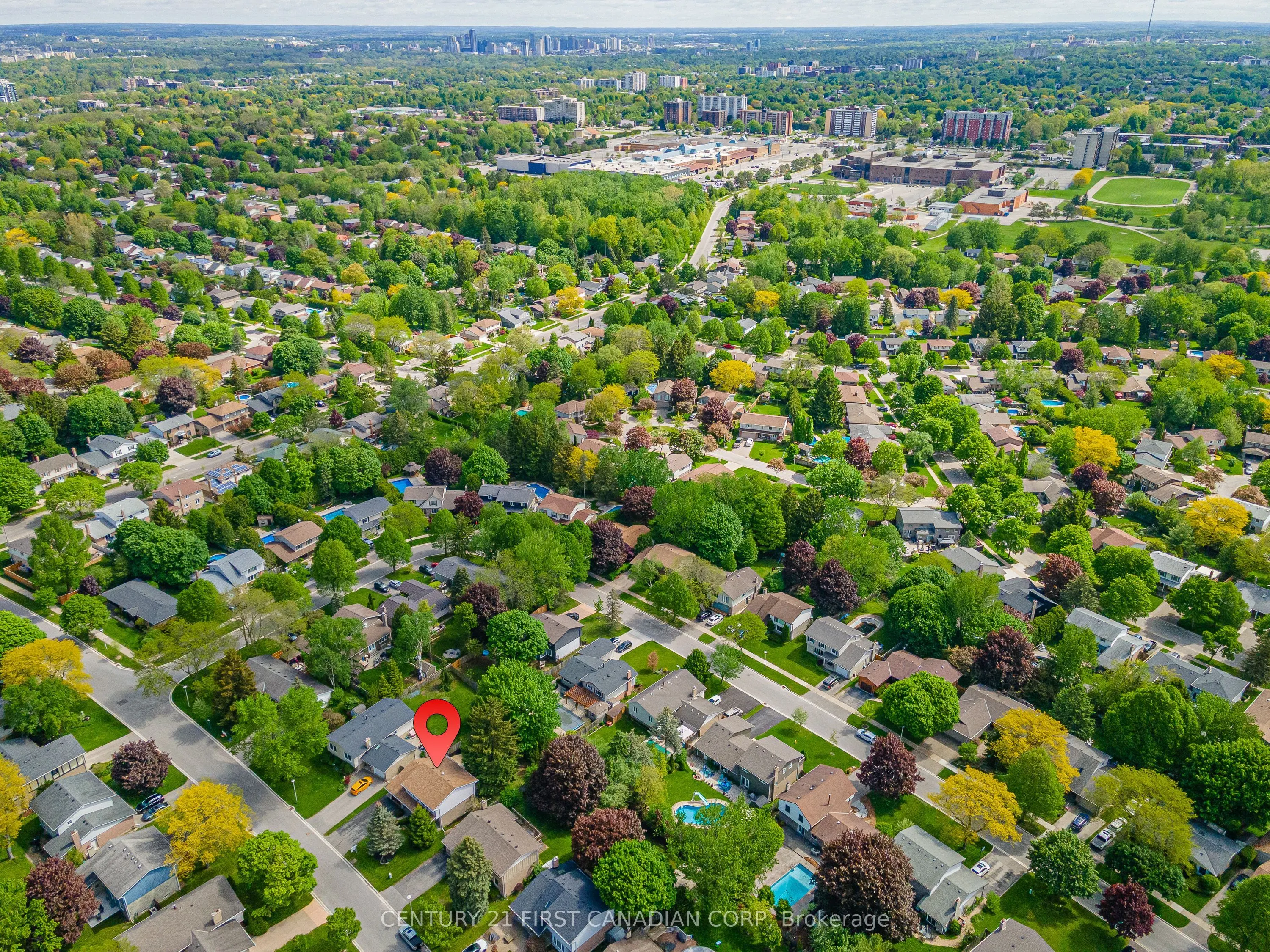 24 Bartlett Crescent