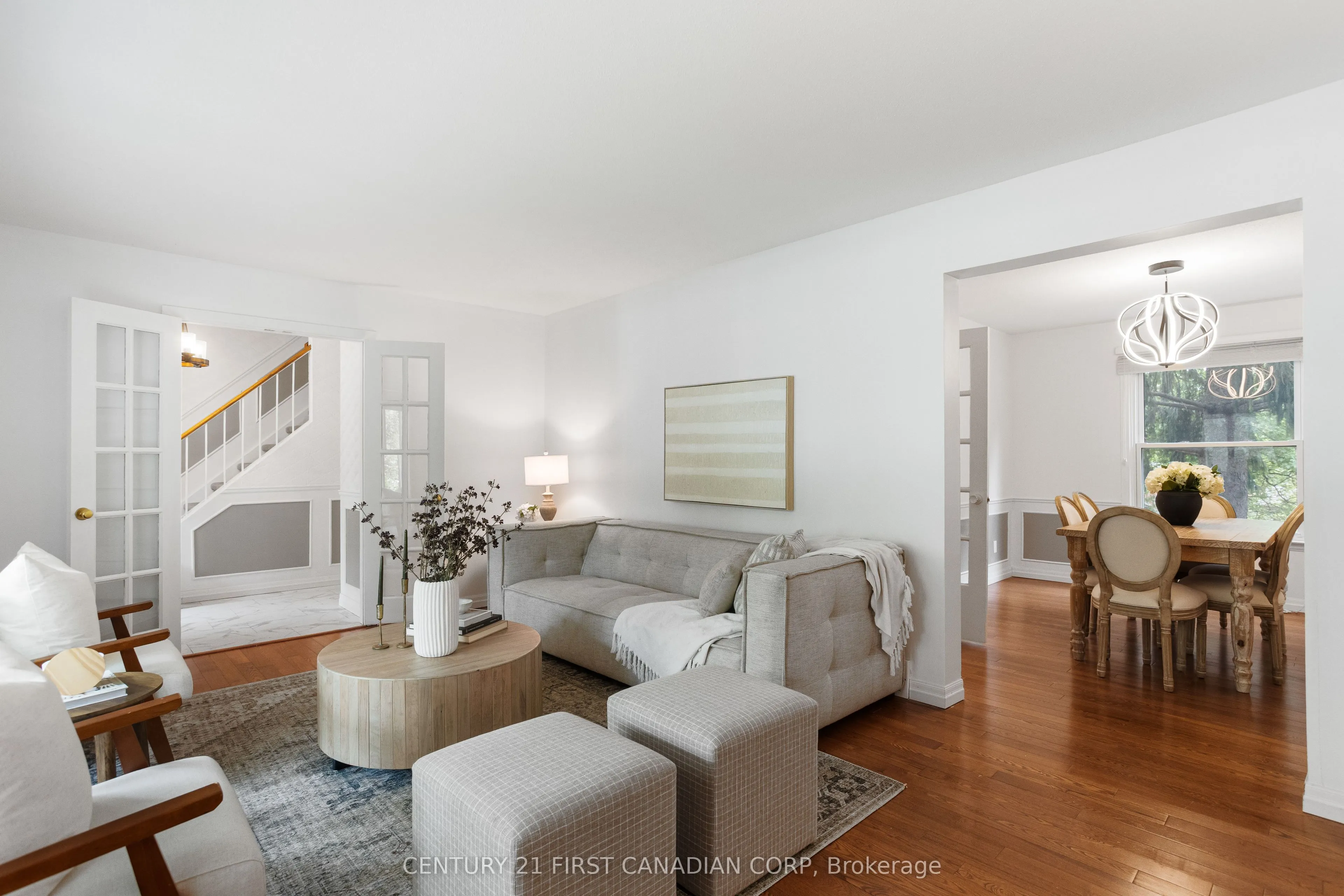 24 Bartlett Crescent