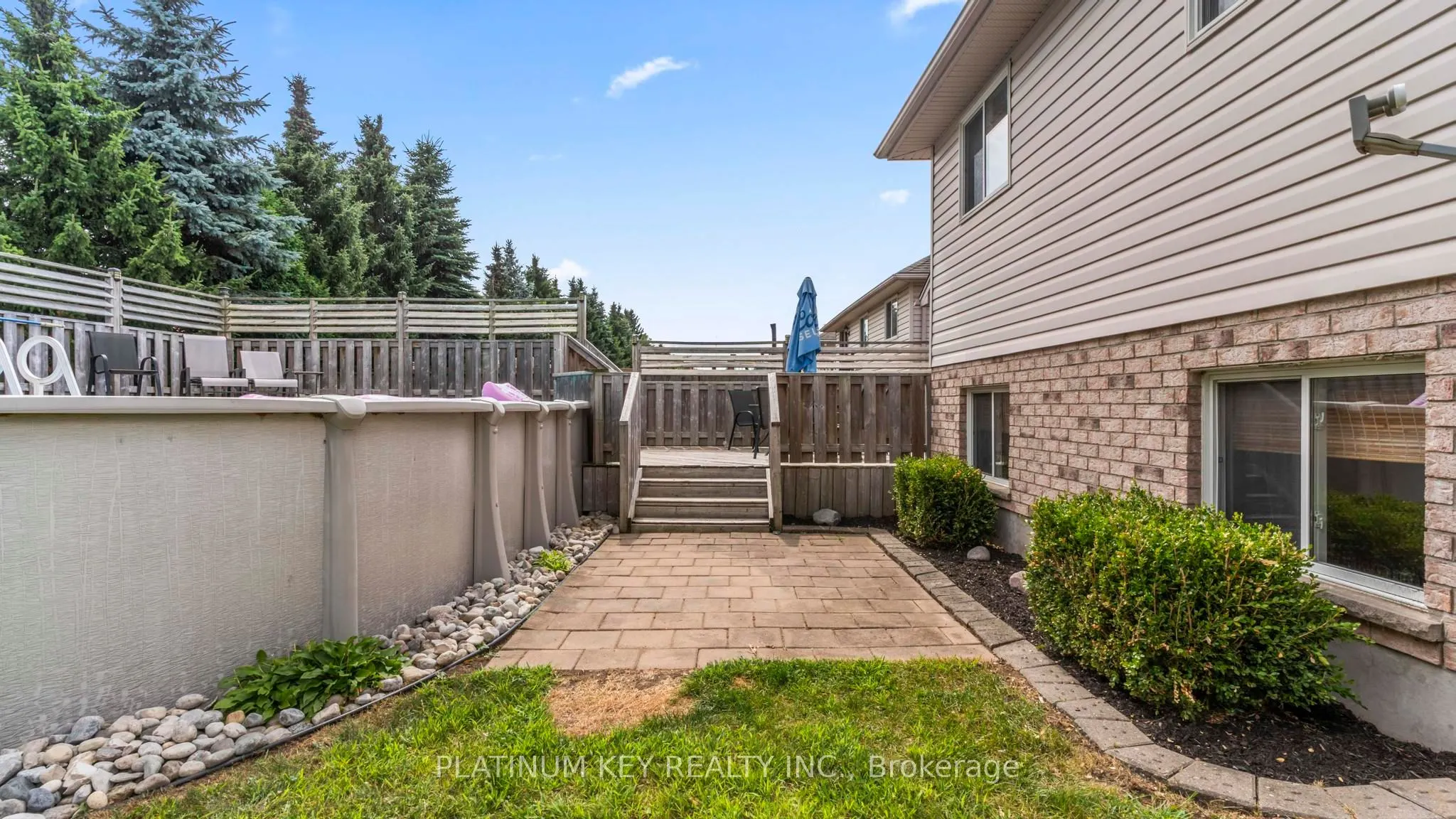 51 Queensway Drive