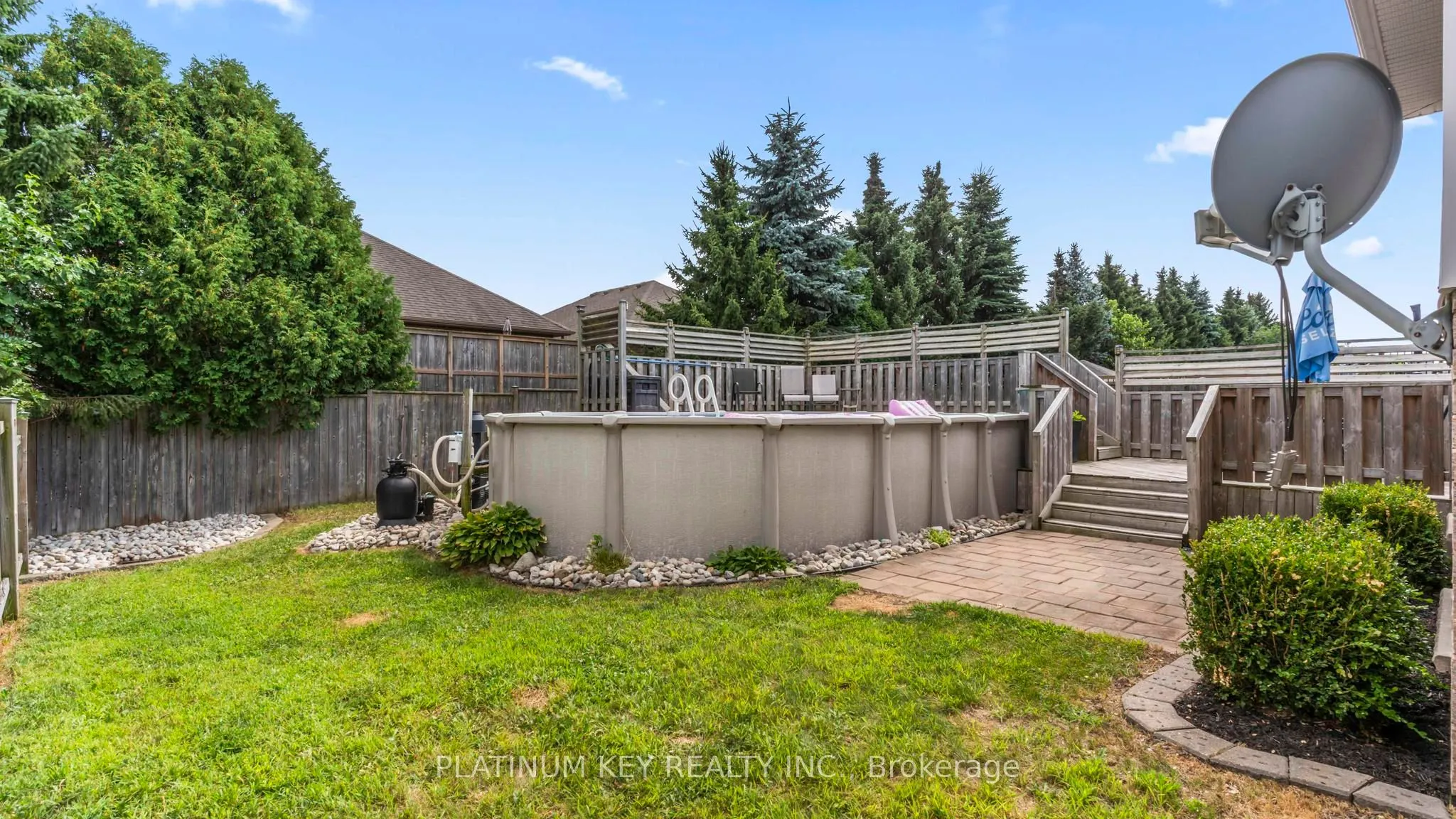 51 Queensway Drive