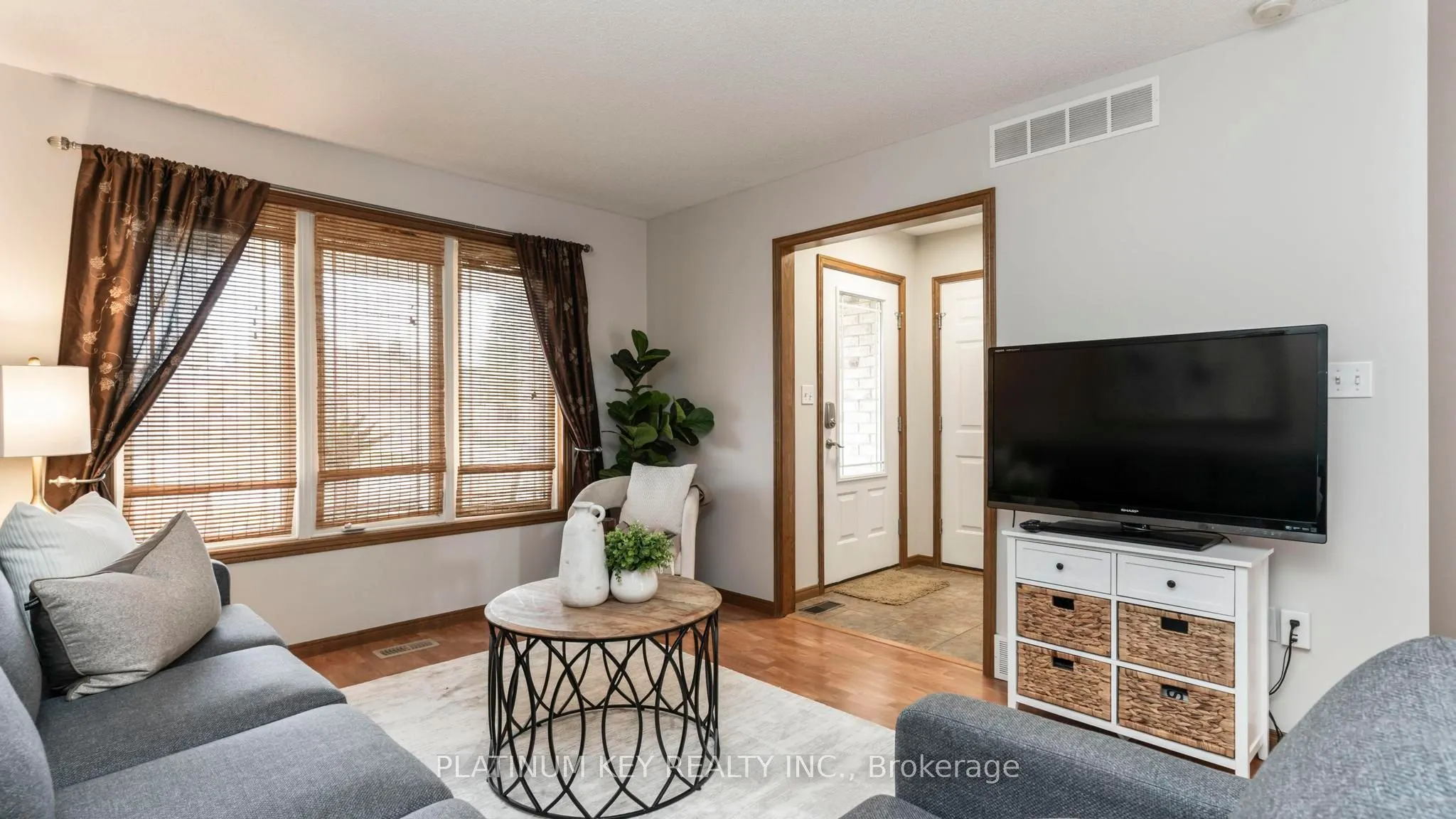 51 Queensway Drive