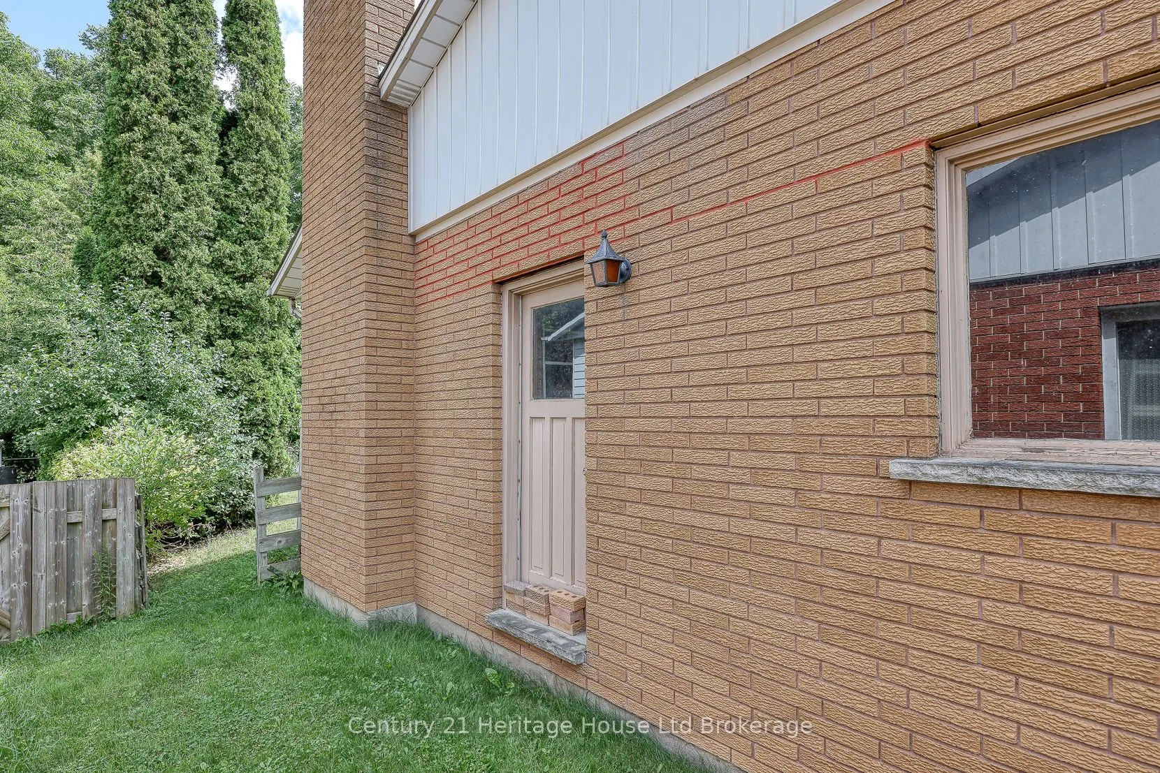 10 Grenville Street