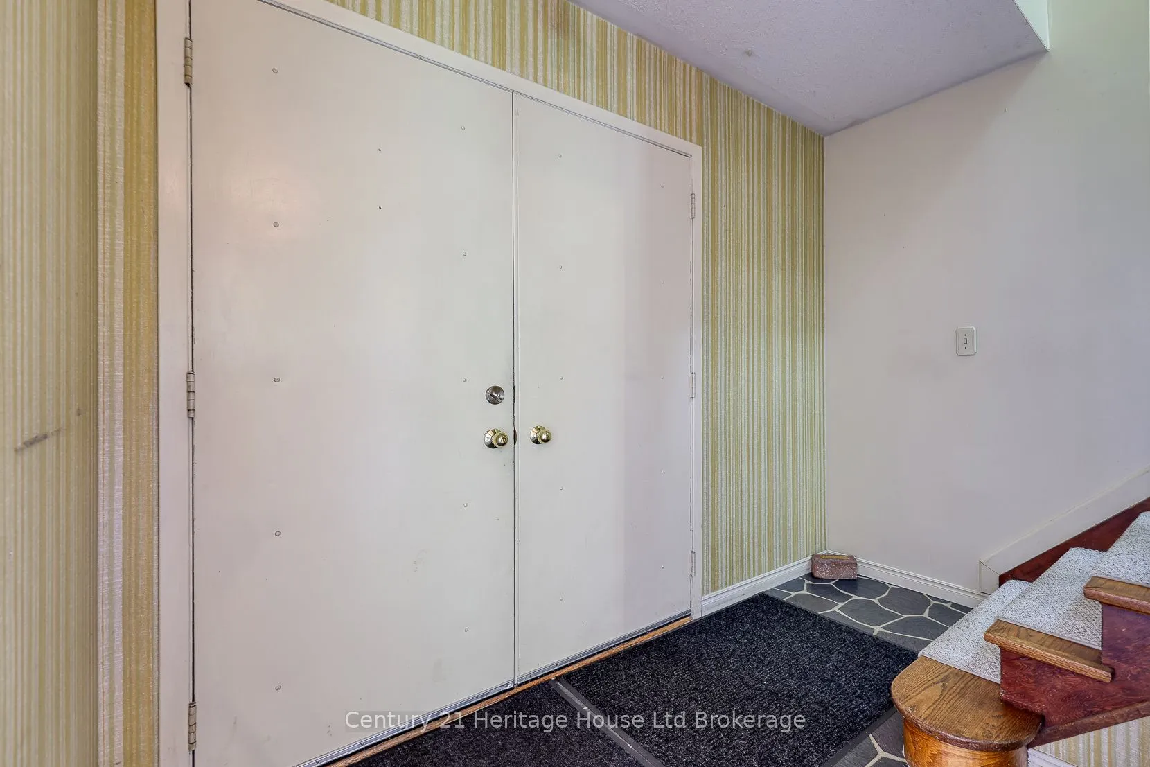 10 Grenville Street
