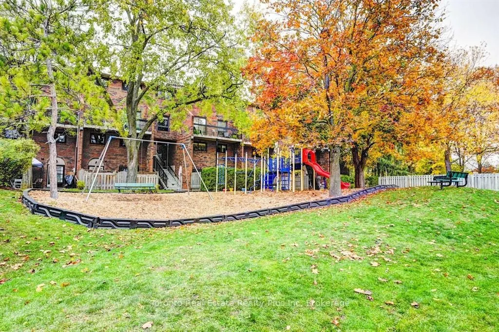 49 Rhonda Road, #74