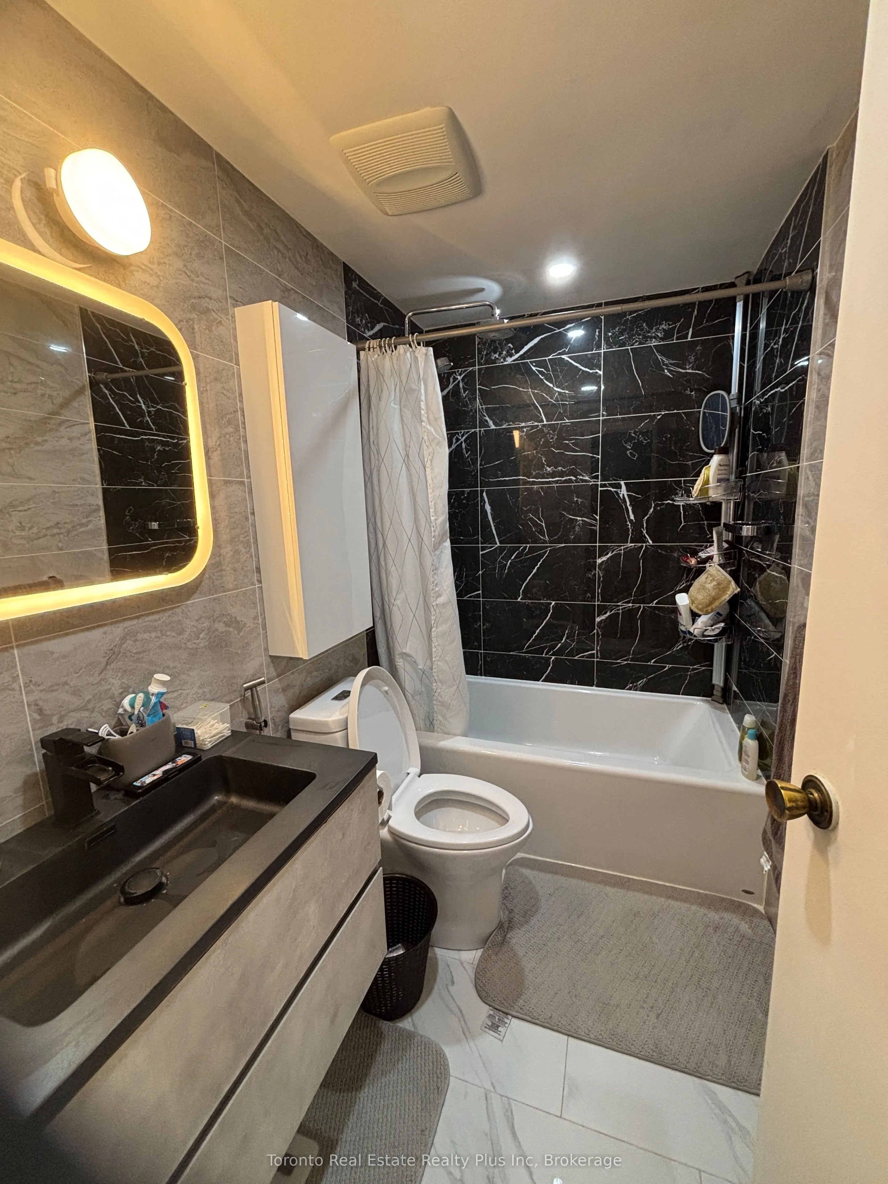 49 Rhonda Road, #74