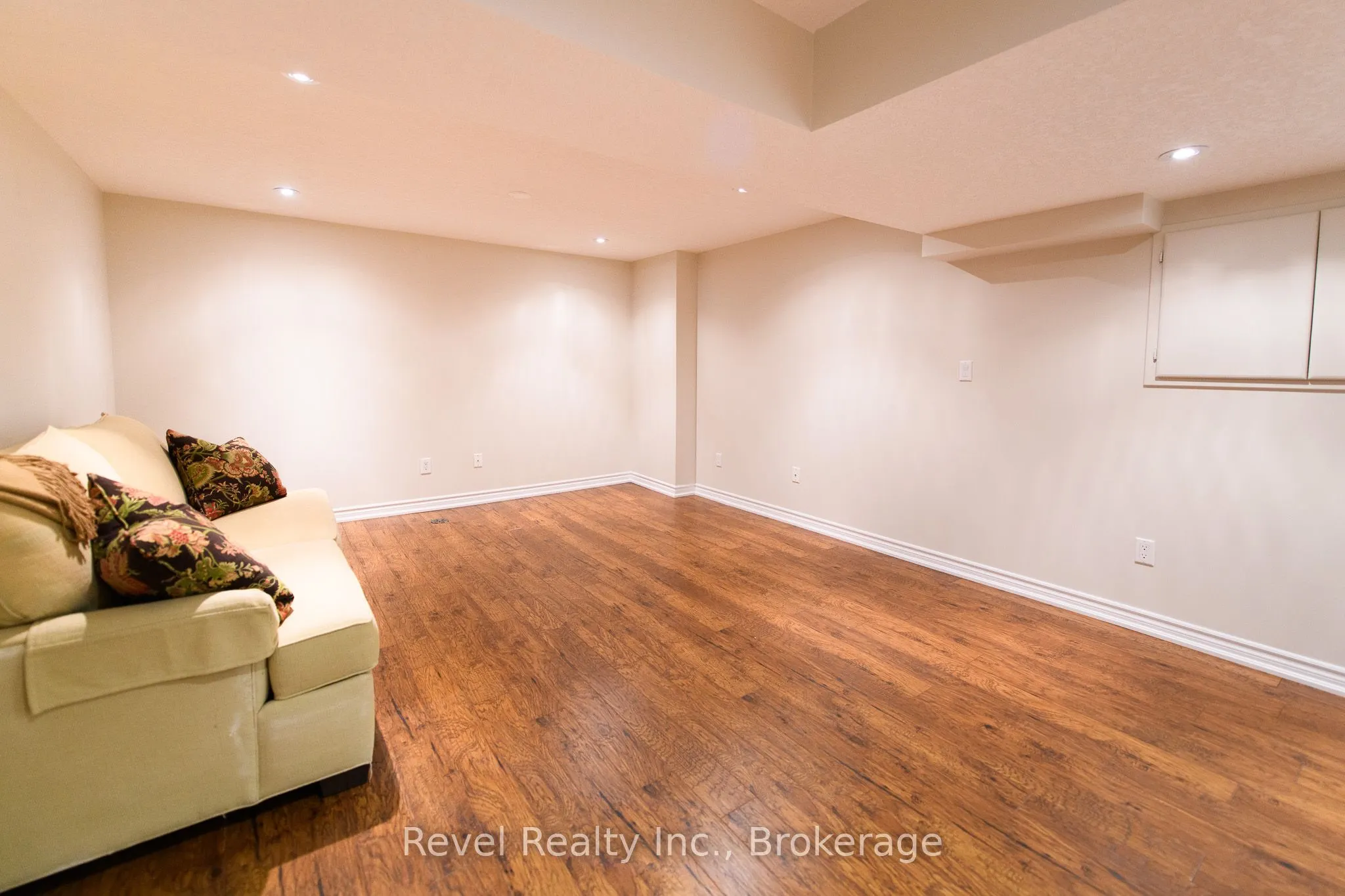 110 Napier Street W, #19