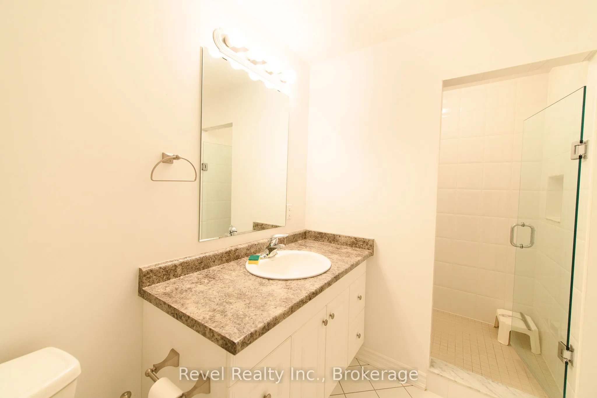 110 Napier Street W, #19