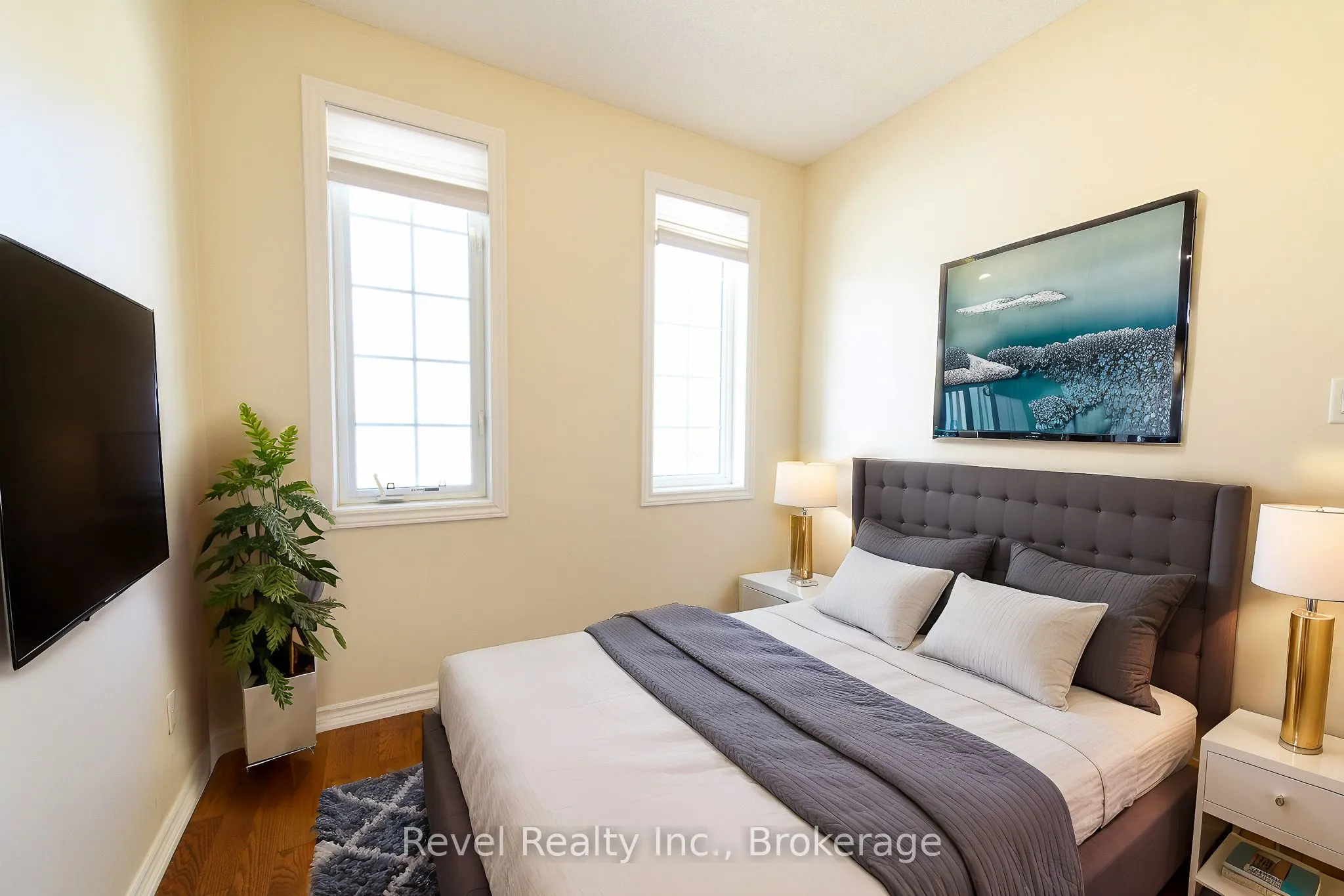110 Napier Street W, #19
