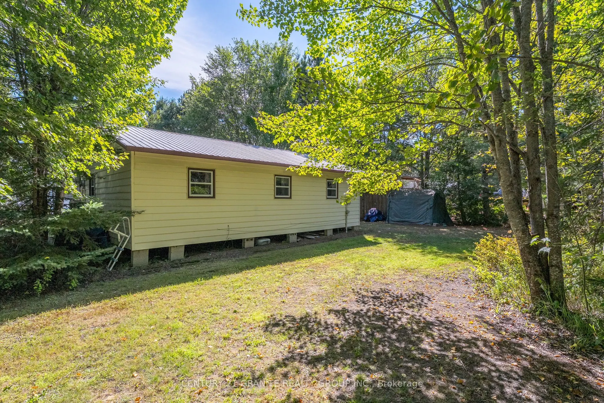 920 Papineau Lake Road