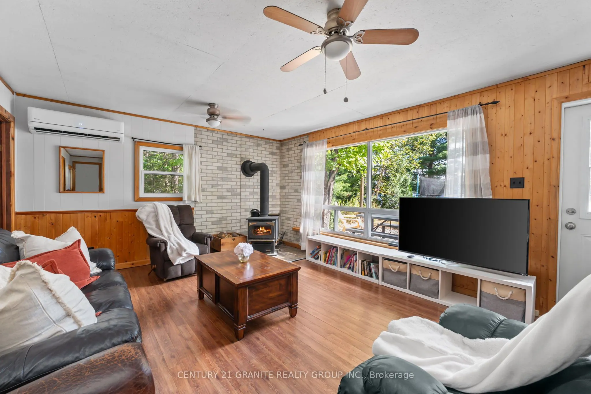 920 Papineau Lake Road