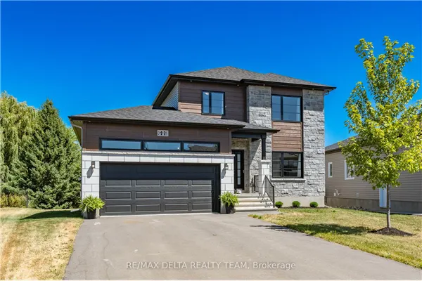 688 Geneva Crescent