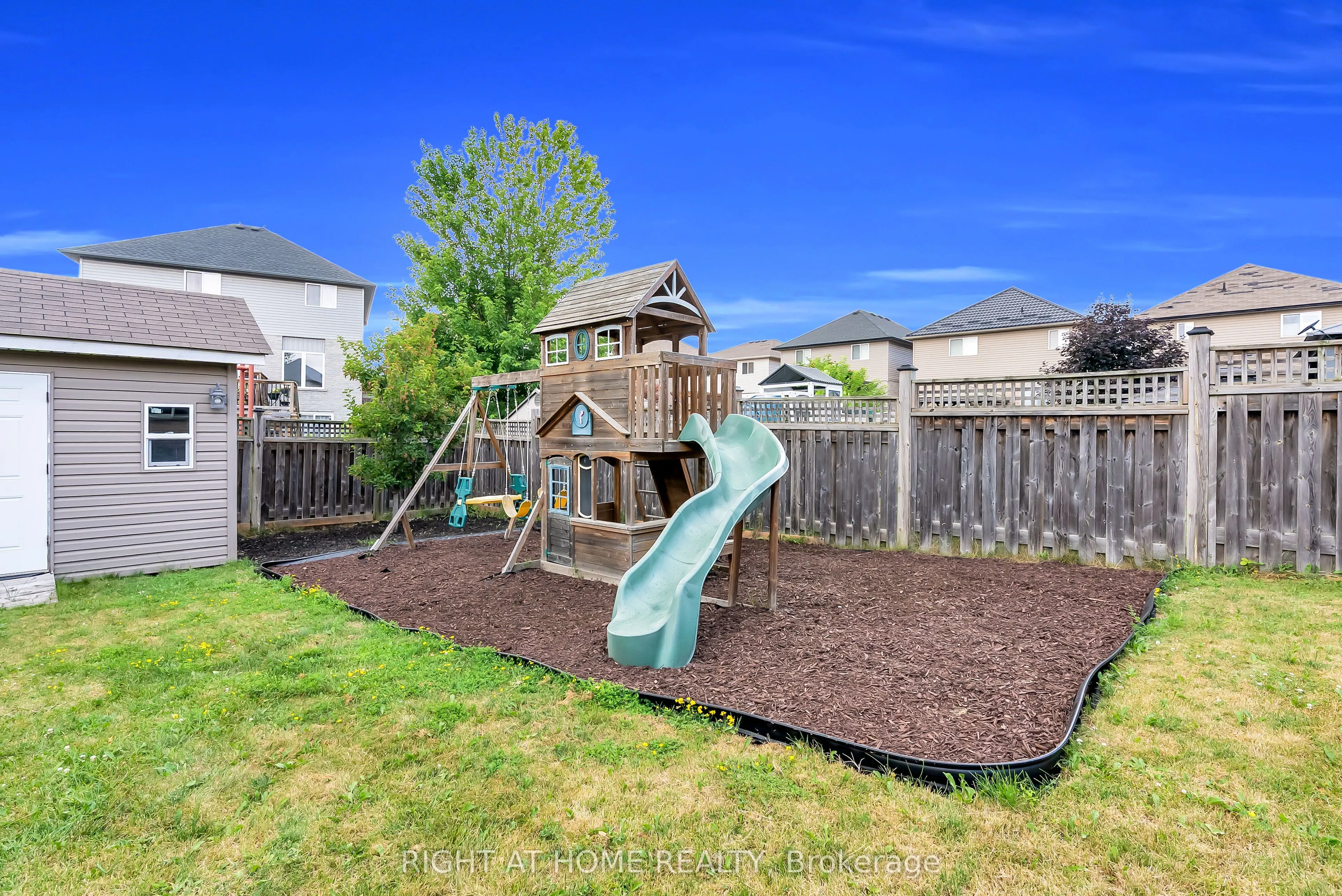 25 Stoneglen Way