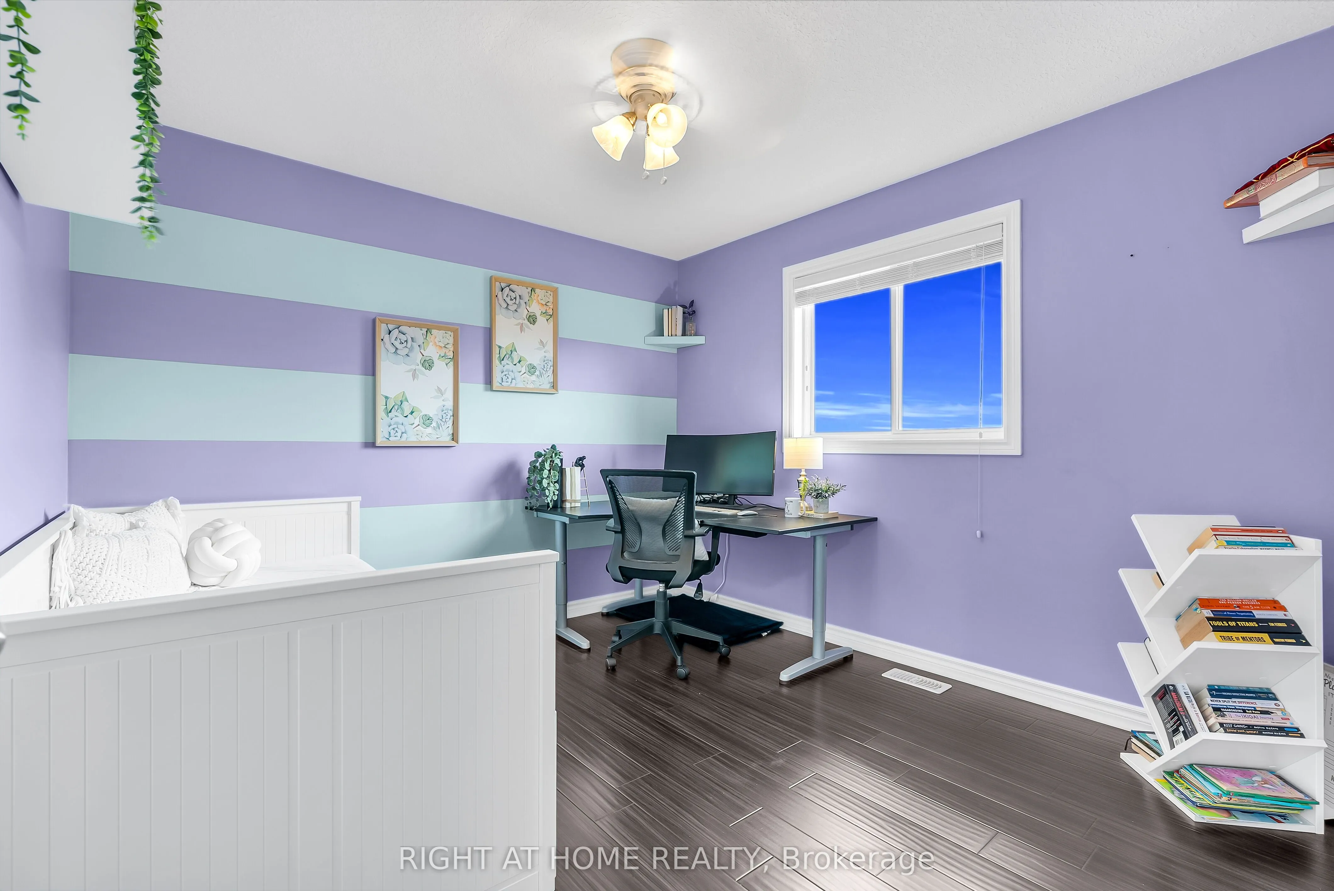 25 Stoneglen Way