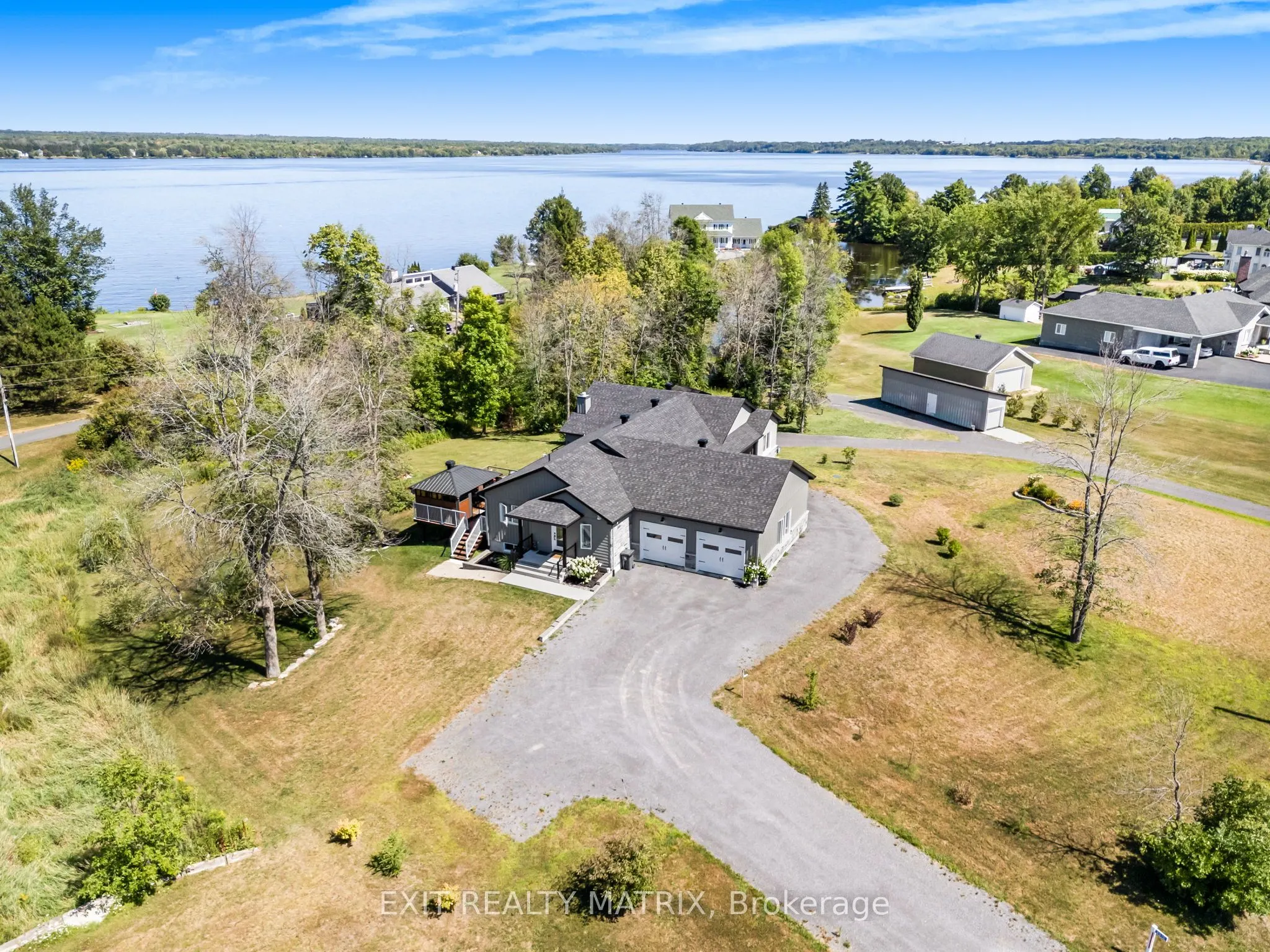 3515 Front Road E