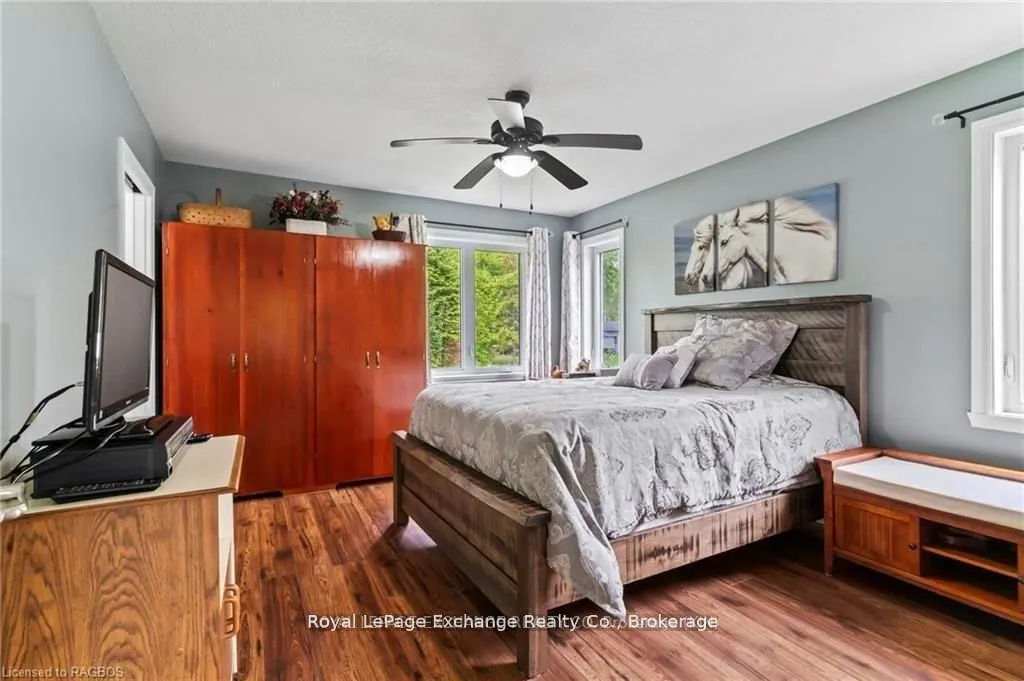 615 Cayuga Crescent