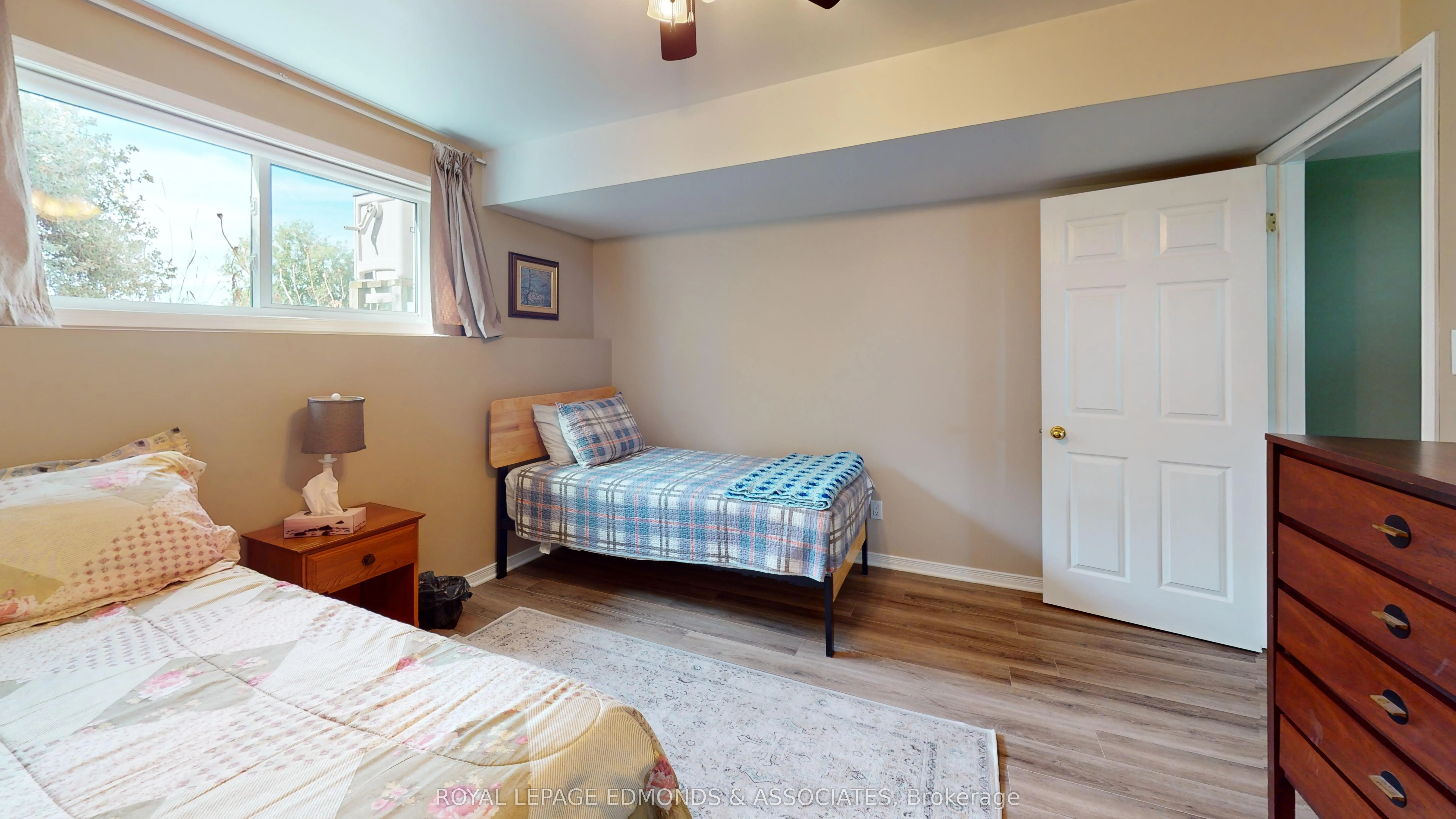 1388 Bromley Line E
