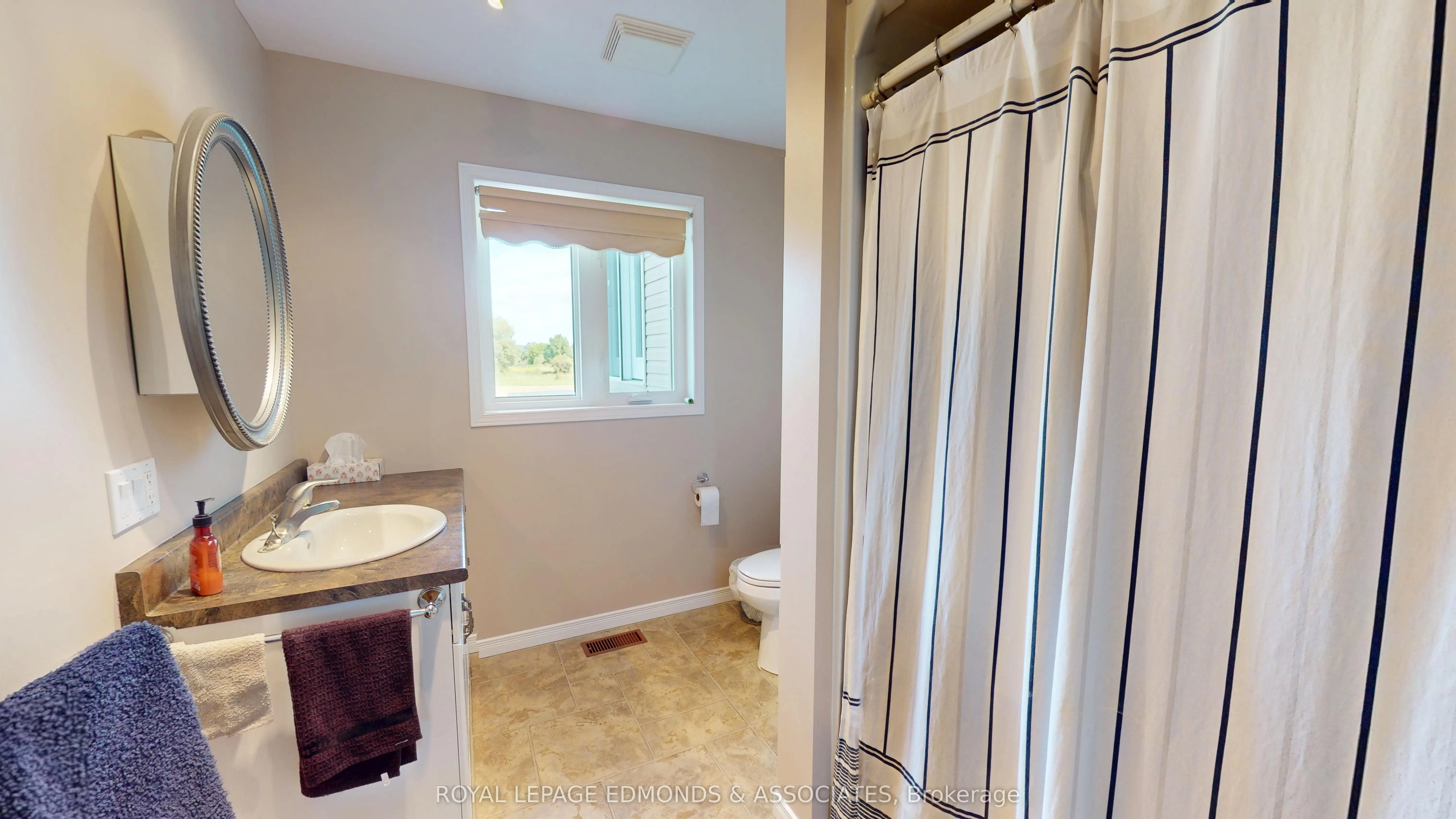 1388 Bromley Line E