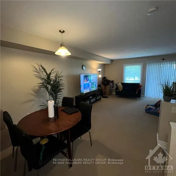 219 Paseo Private, #19