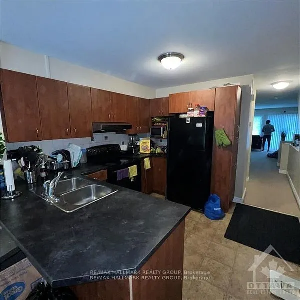 219 Paseo Private, #19