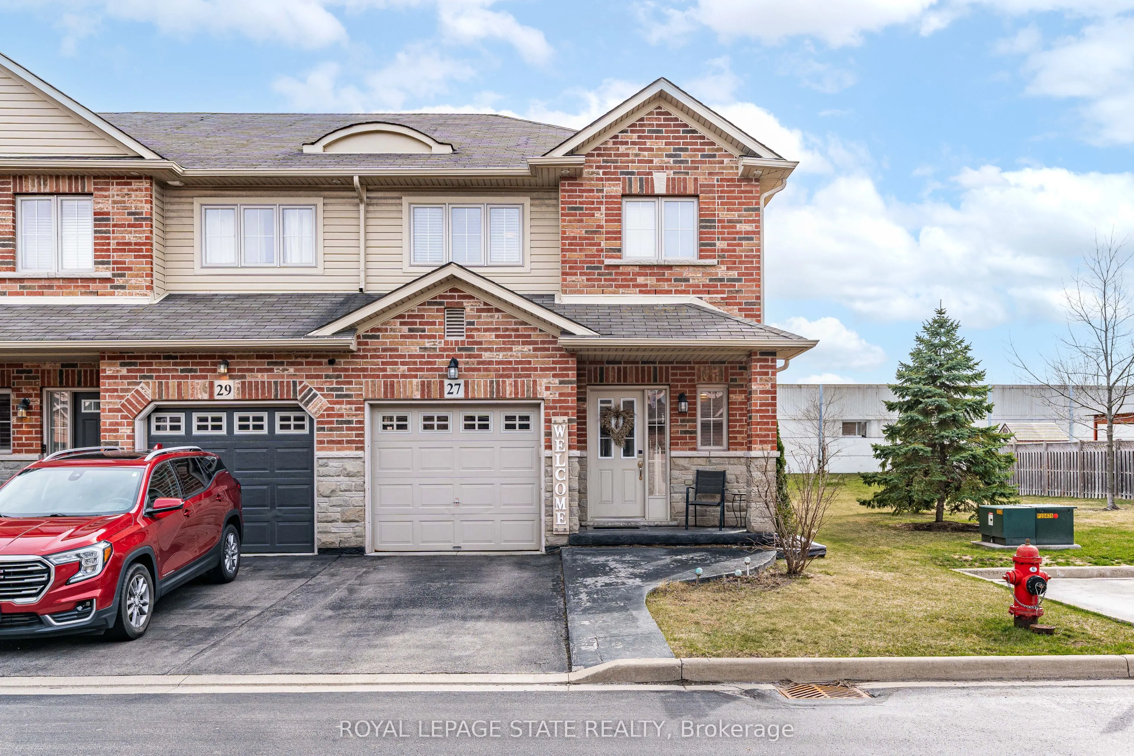 27 Marina Point Crescent