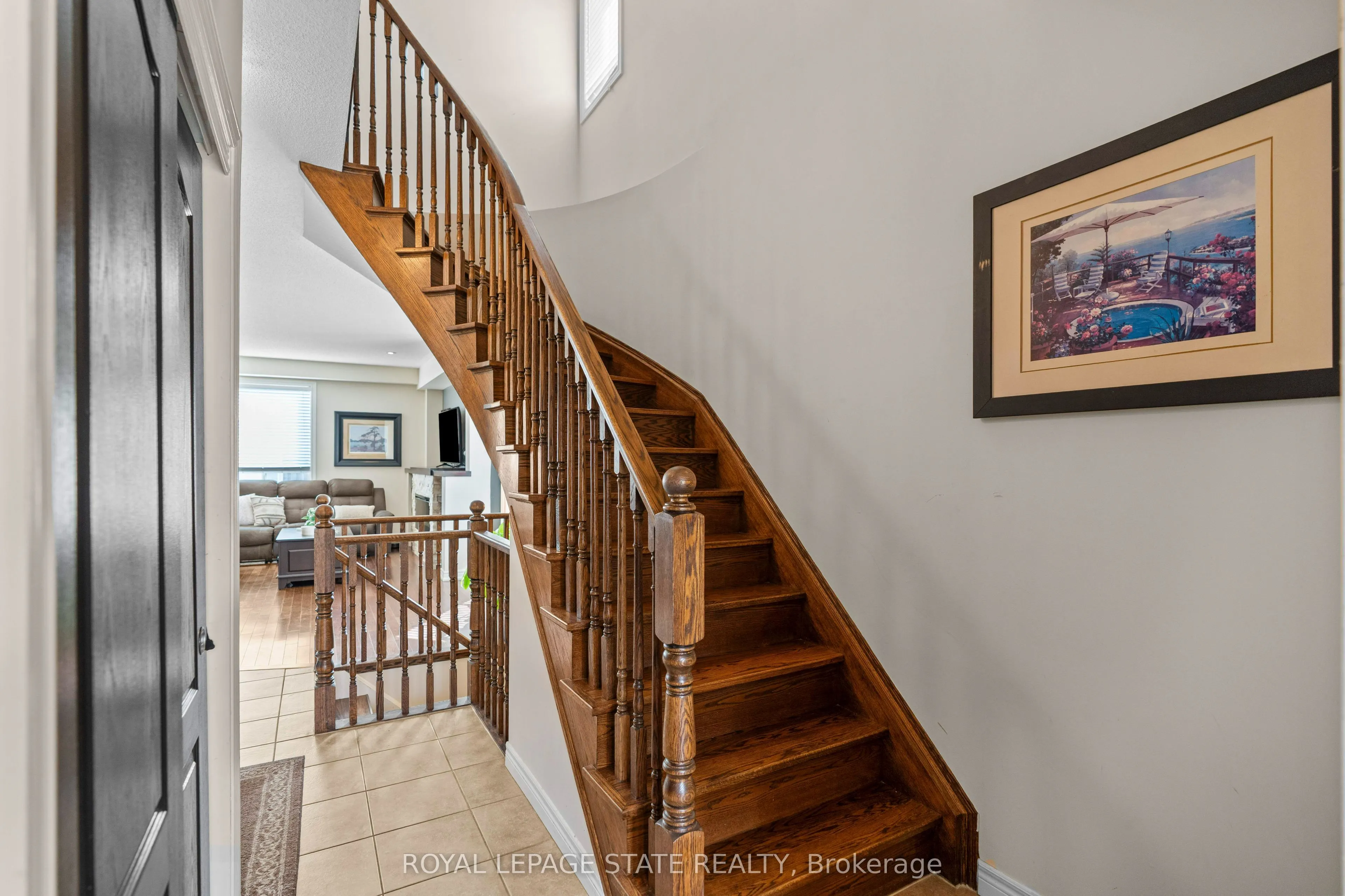 27 Marina Point Crescent