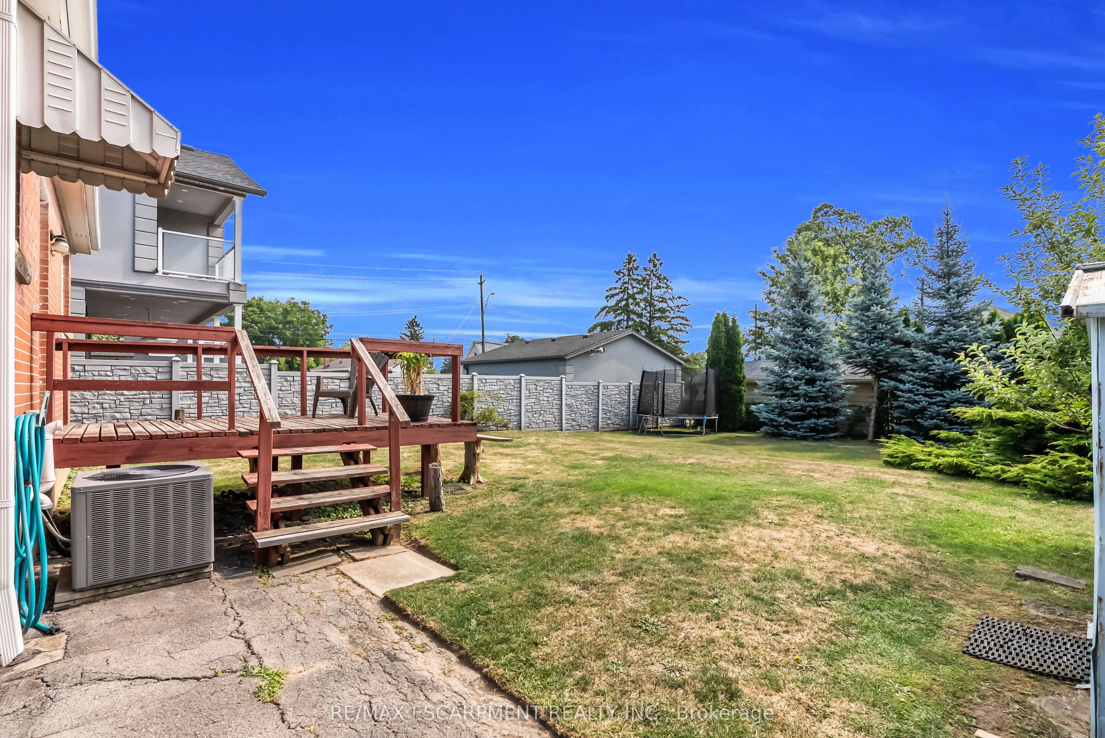 59 Cloverdale Avenue