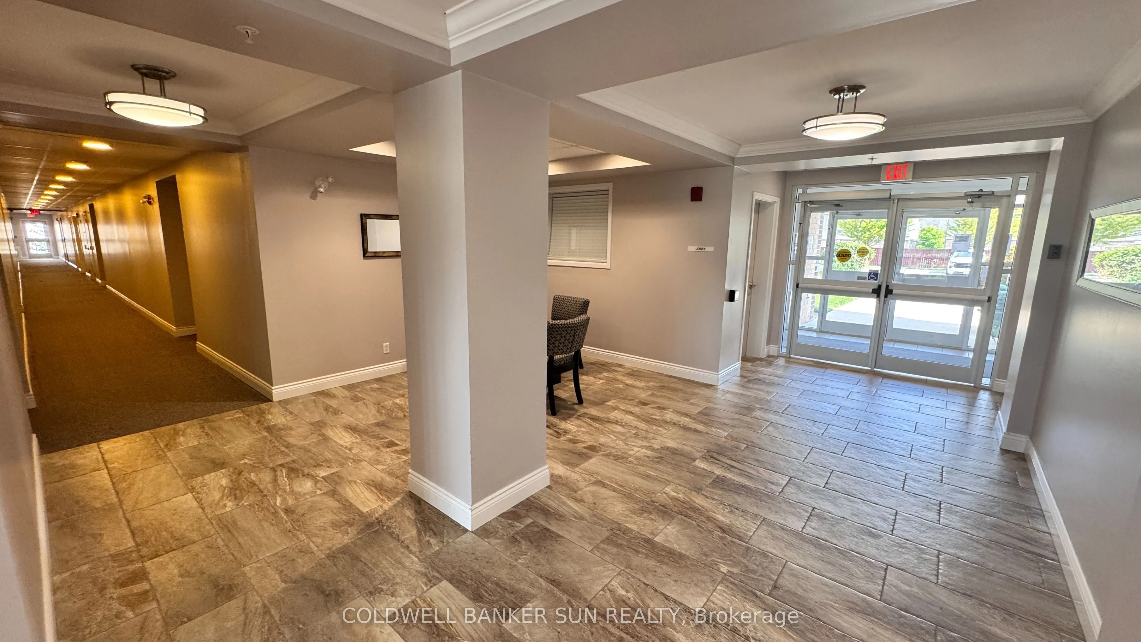 2 Colonial Drive, #211