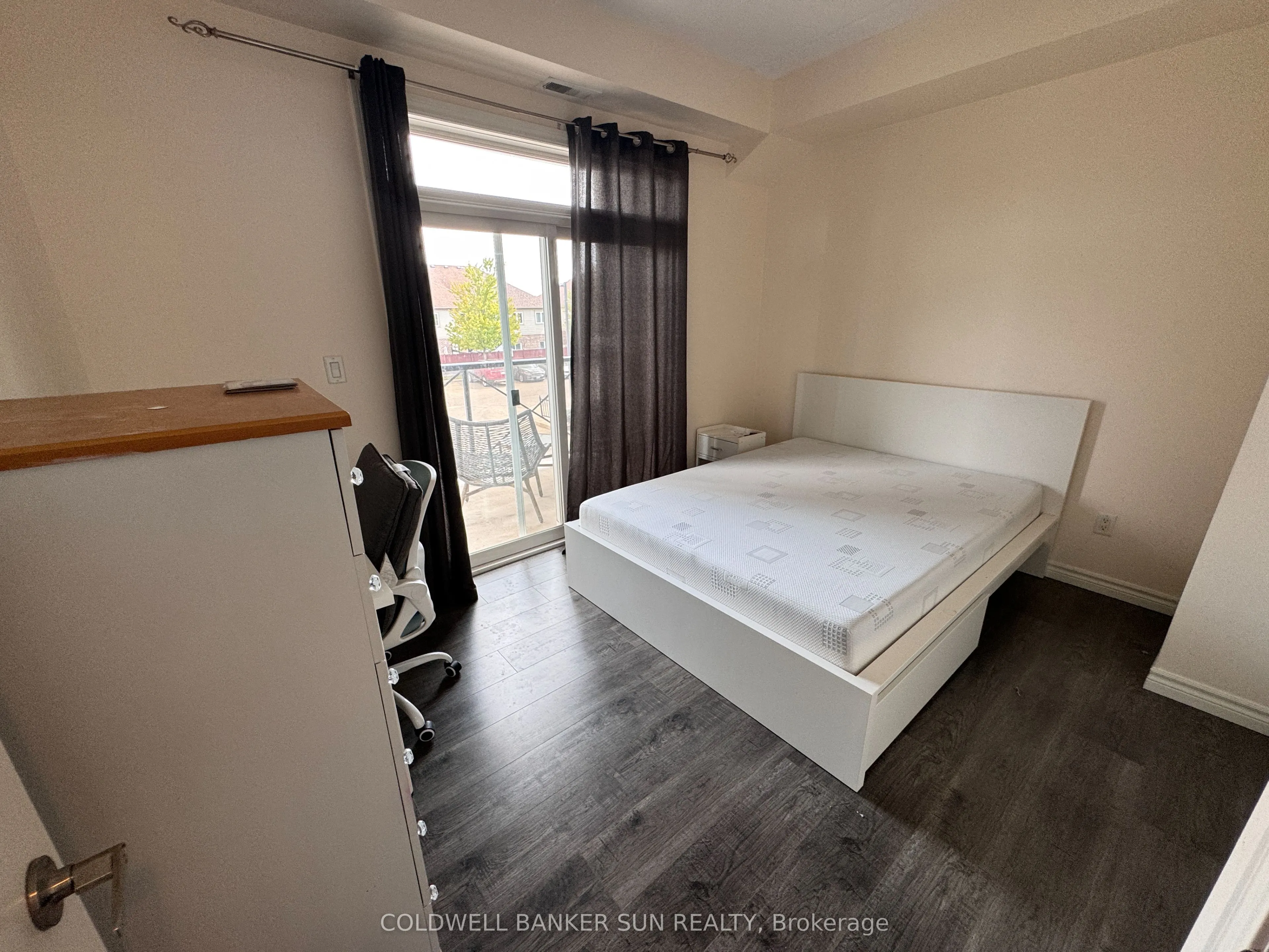 2 Colonial Drive, #211