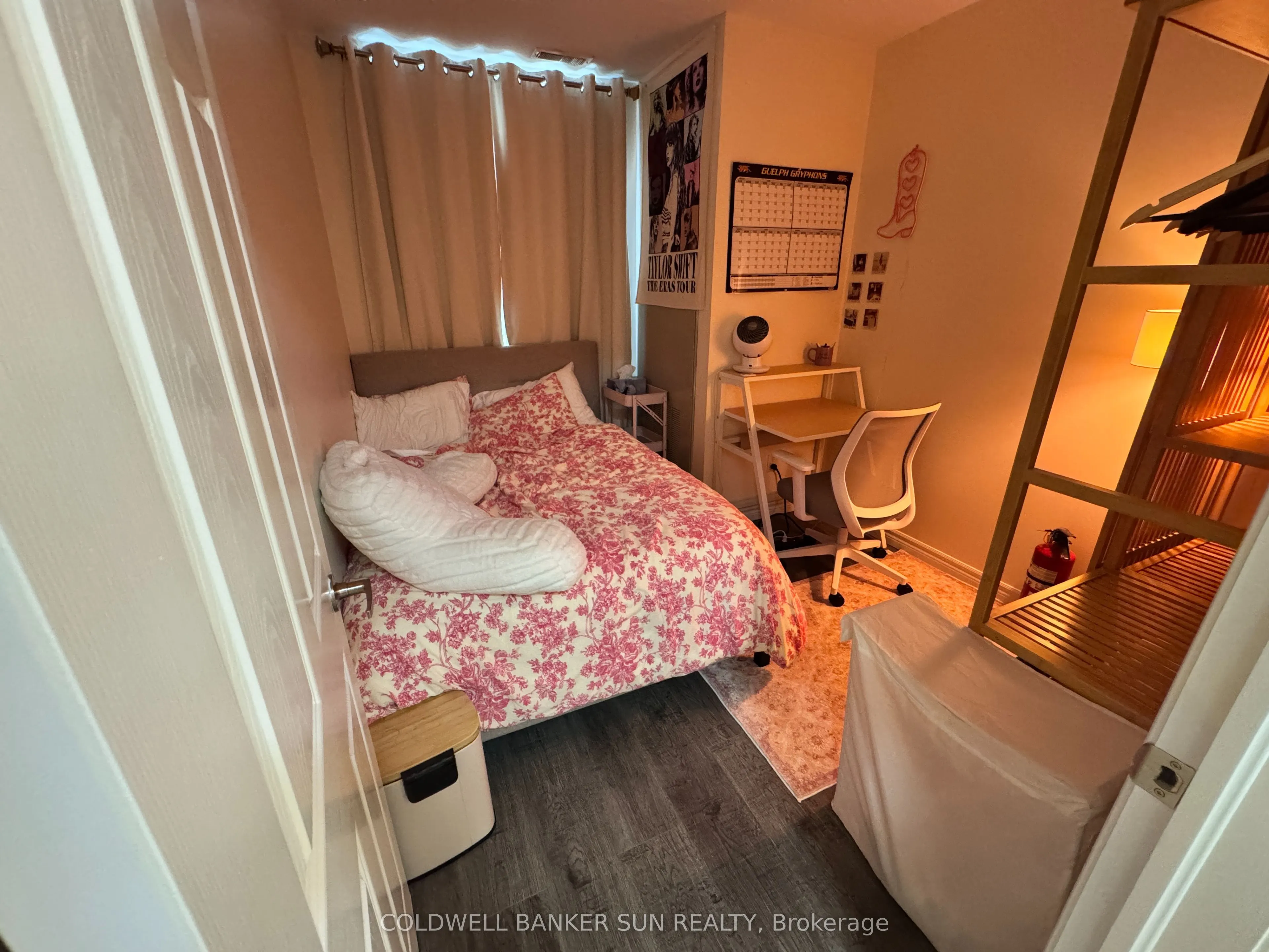 2 Colonial Drive, #211
