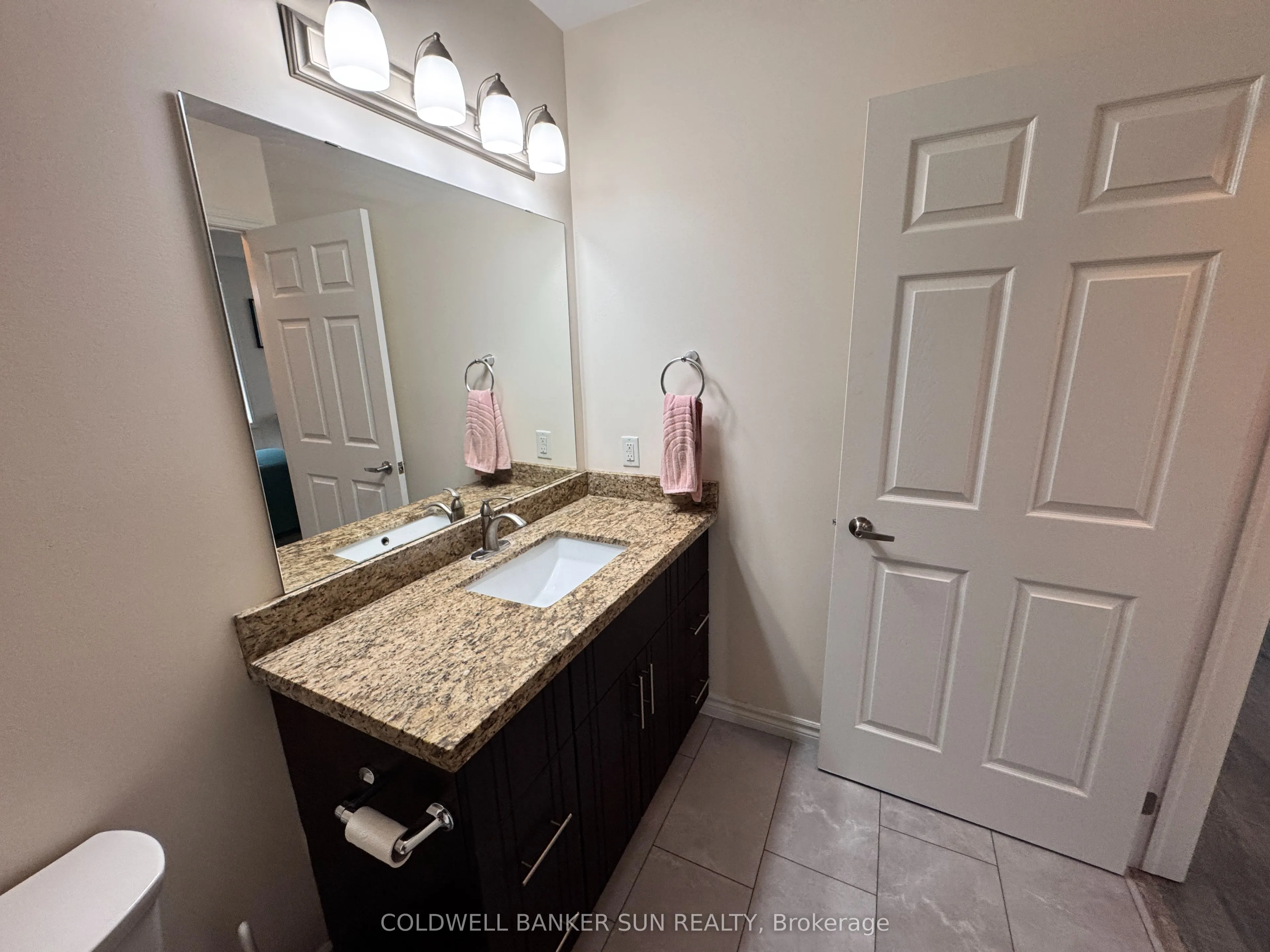 2 Colonial Drive, #211