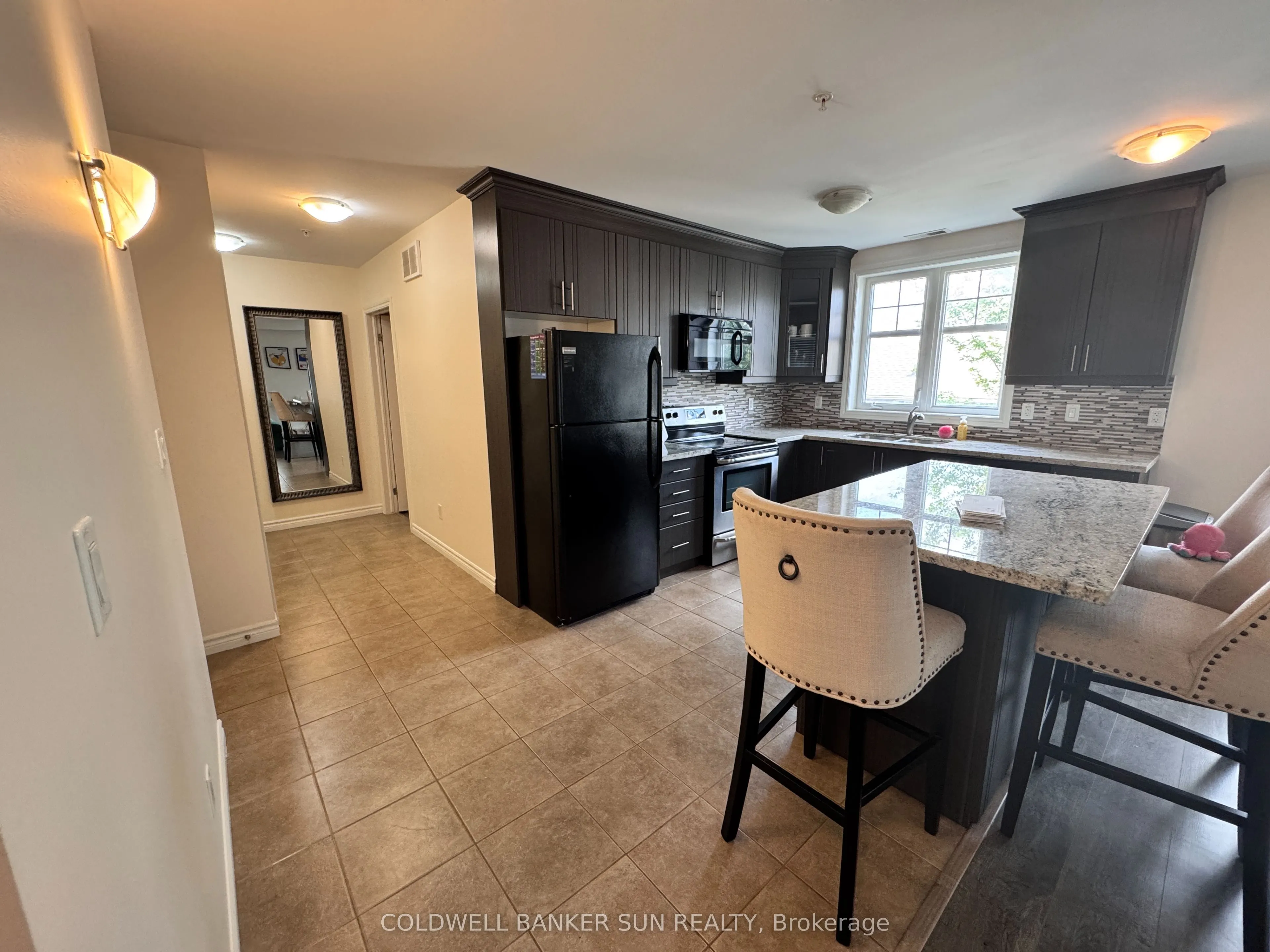 2 Colonial Drive, #211