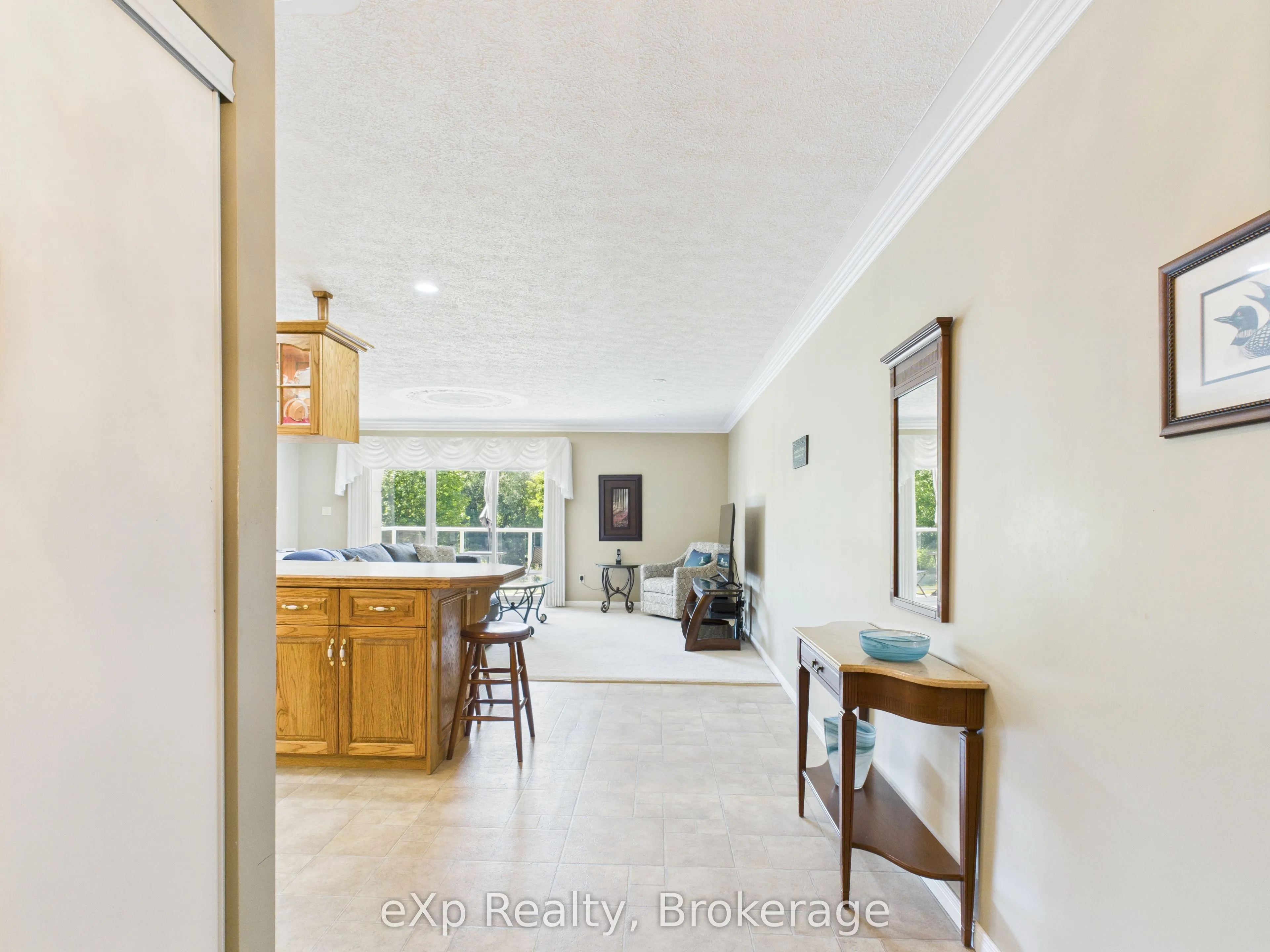 85 William Street N, #202