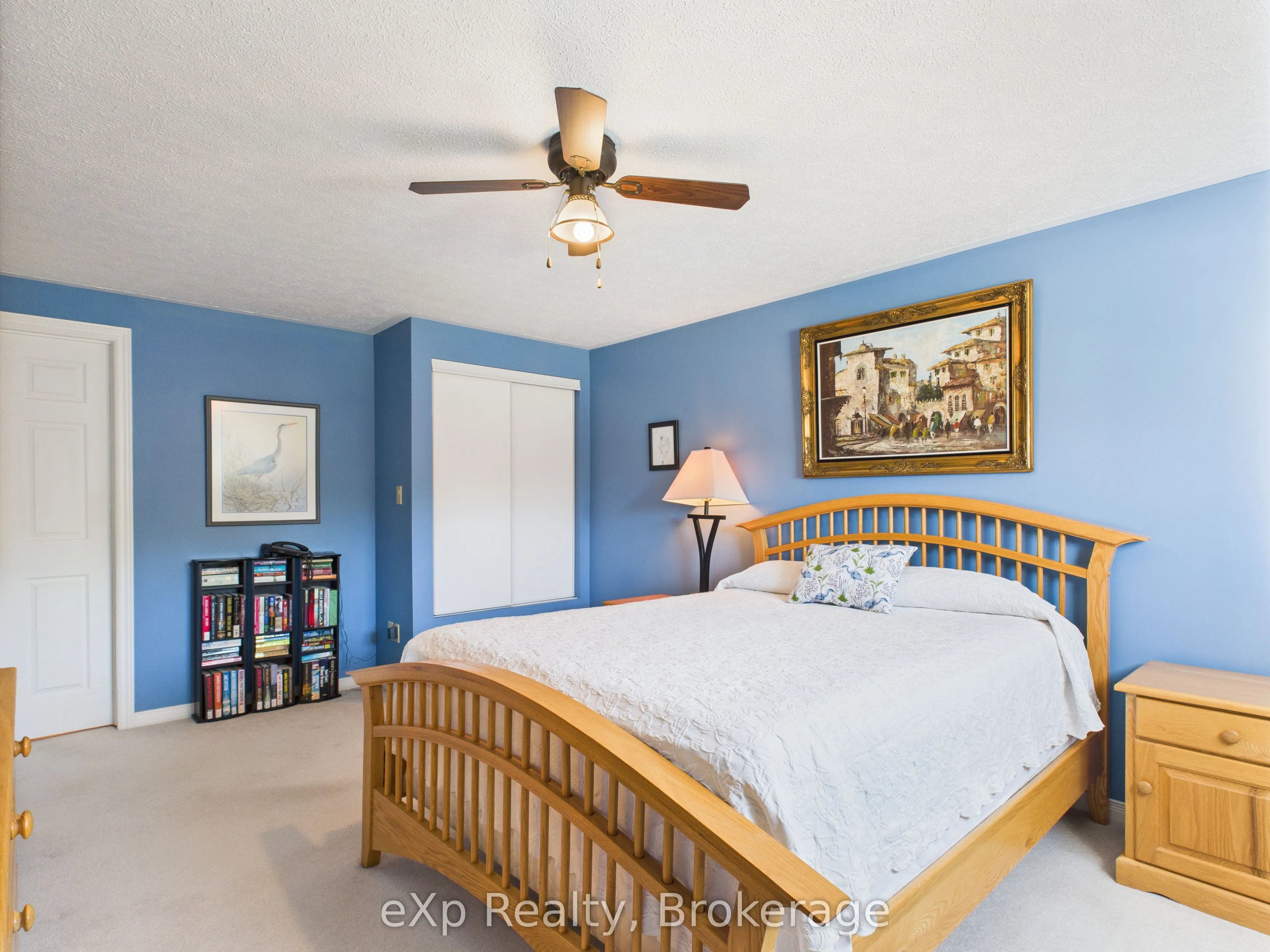 85 William Street N, #202