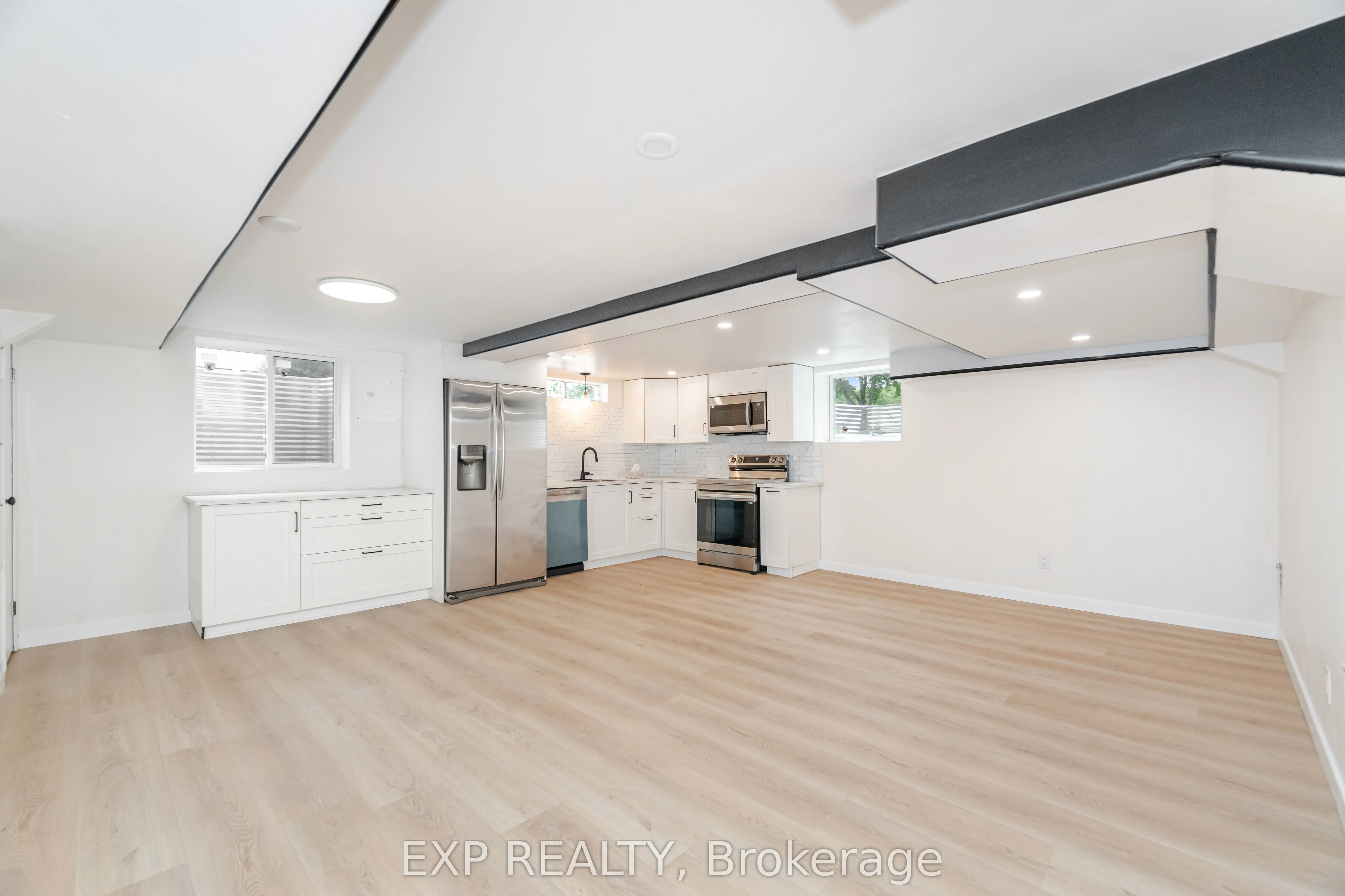 214 Forest Hill Drive, #Lower