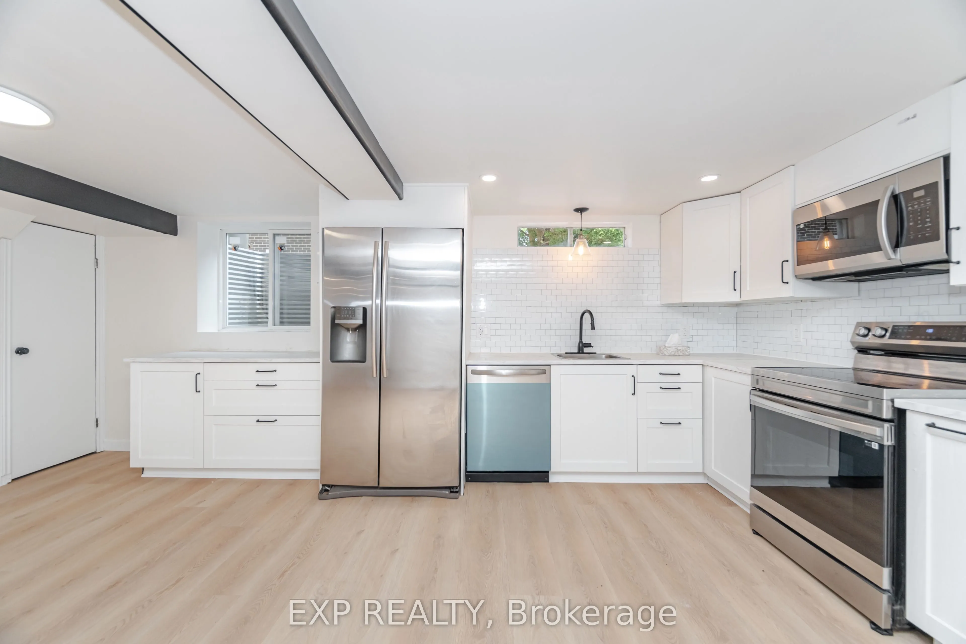 214 Forest Hill Drive, #Lower