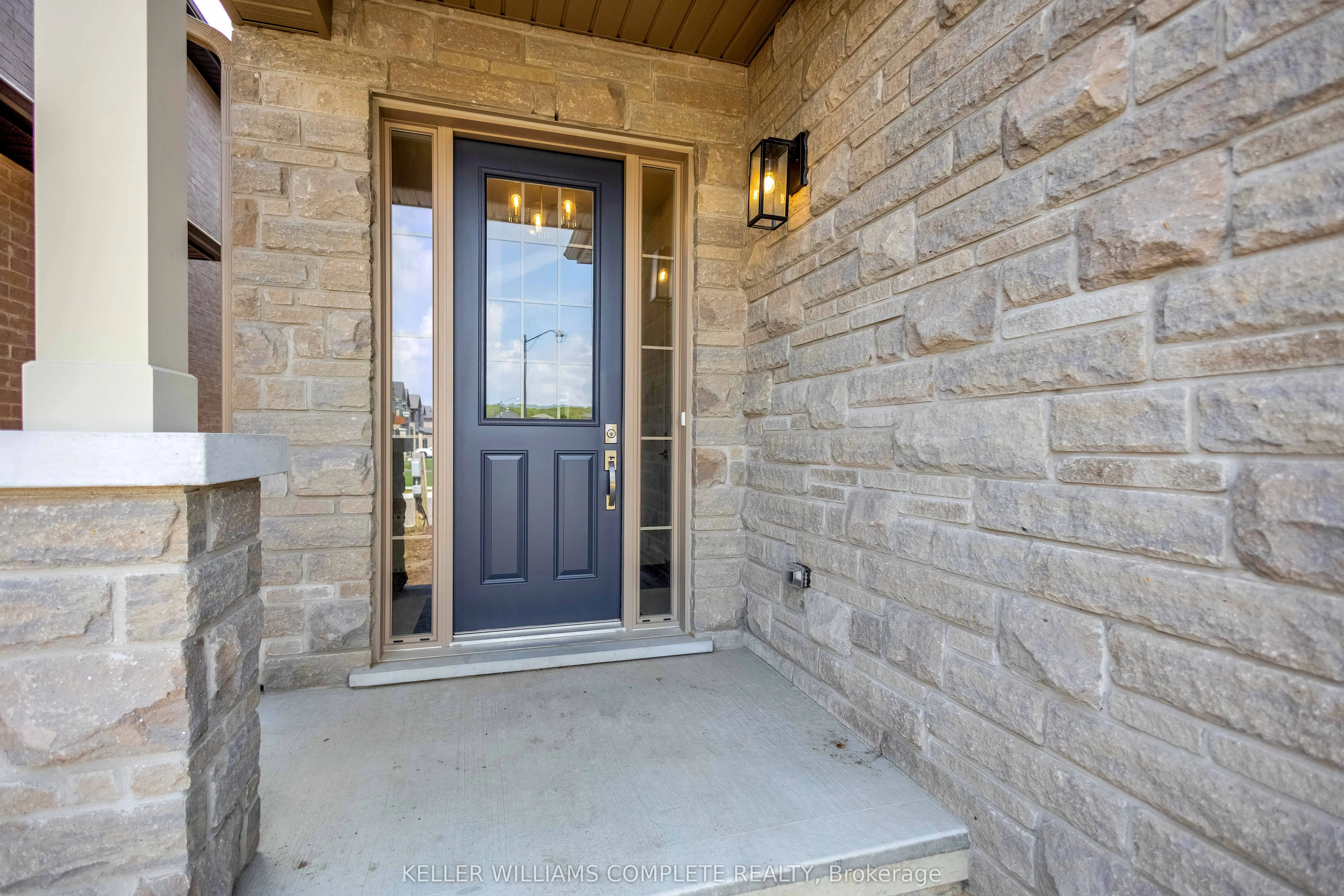 92 SHADY OAKS Trail