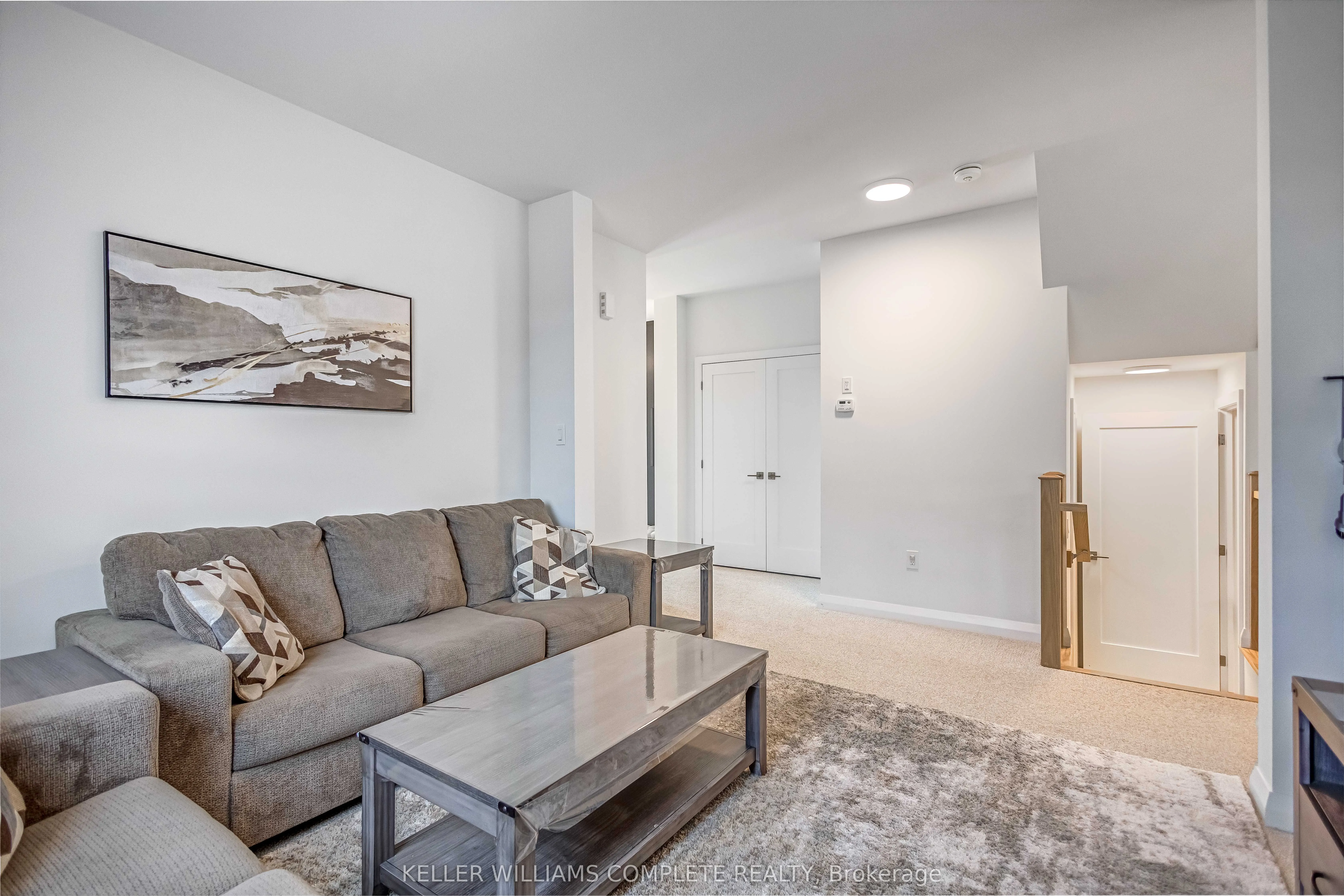 92 SHADY OAKS Trail