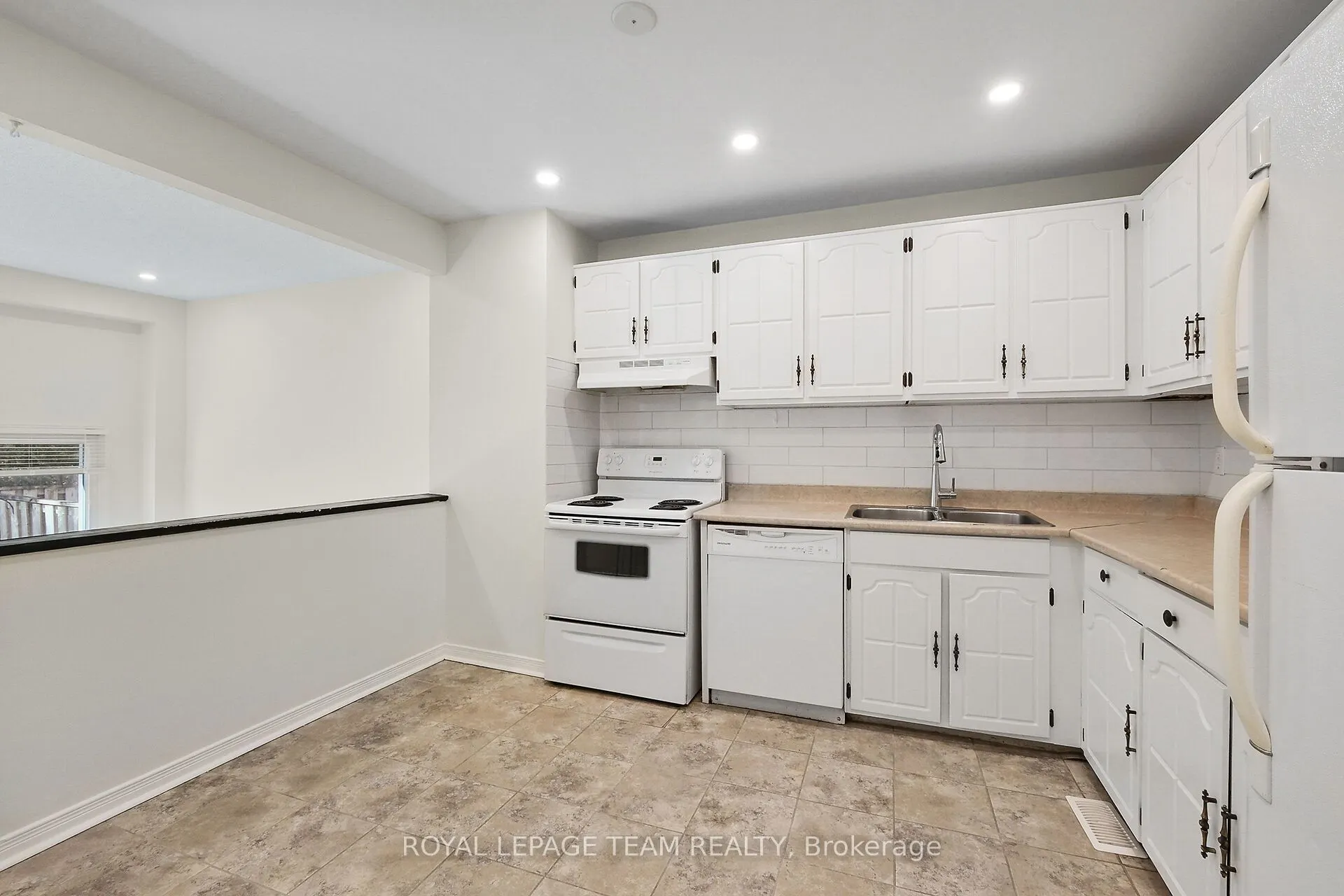 2200 Orient Park Drive, #49