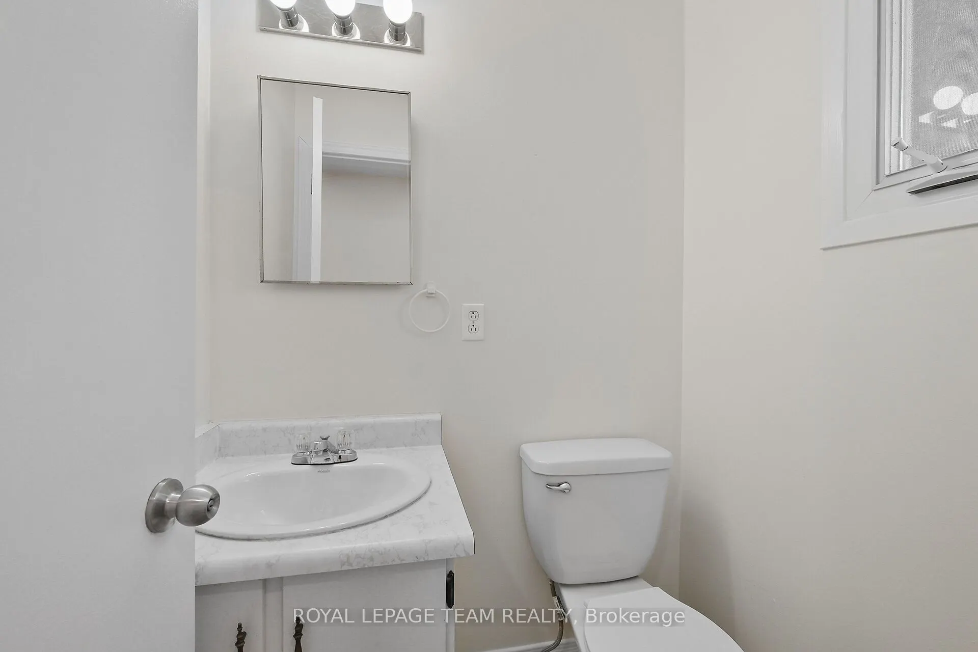 2200 Orient Park Drive, #49