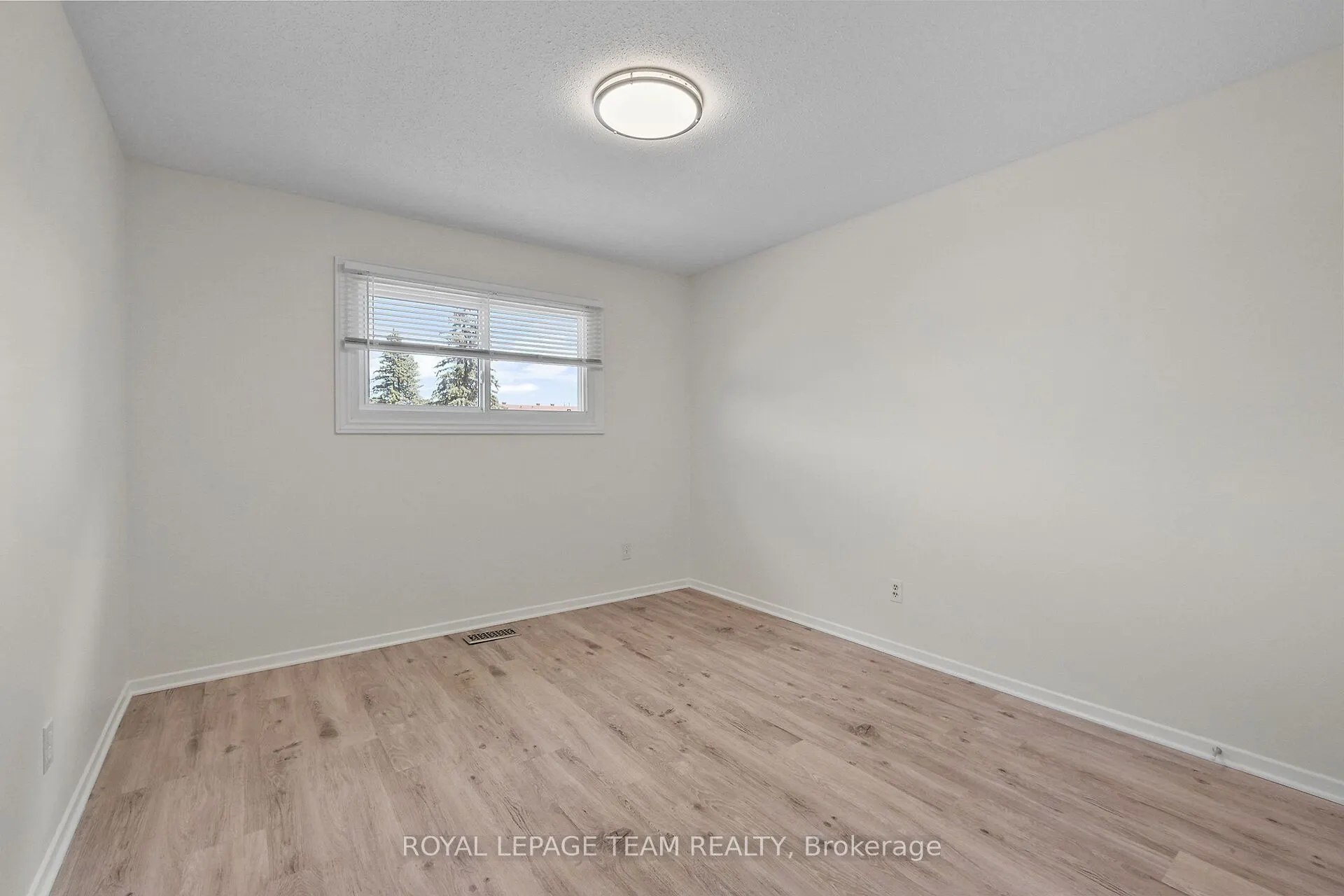 2200 Orient Park Drive, #49