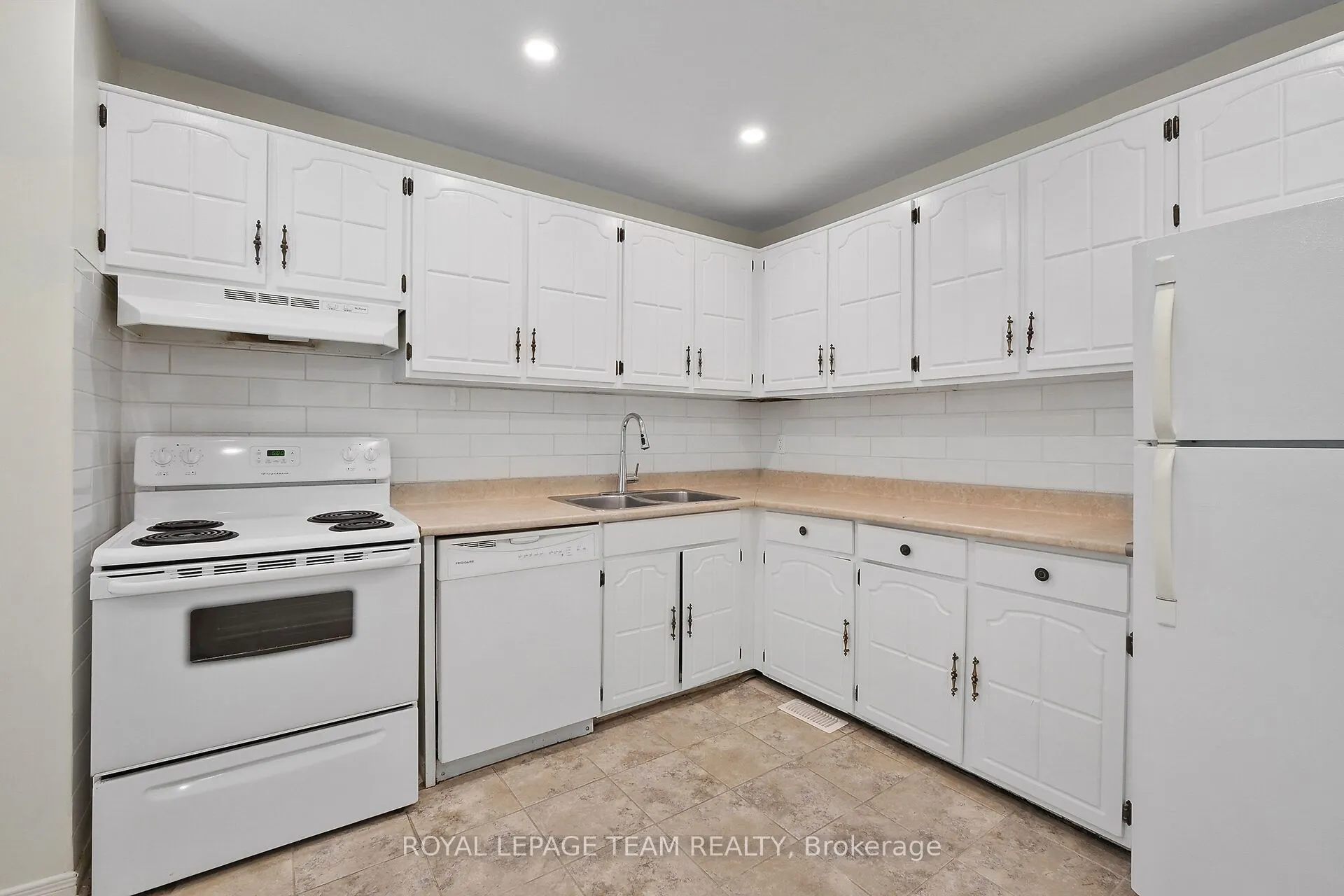 2200 Orient Park Drive, #49