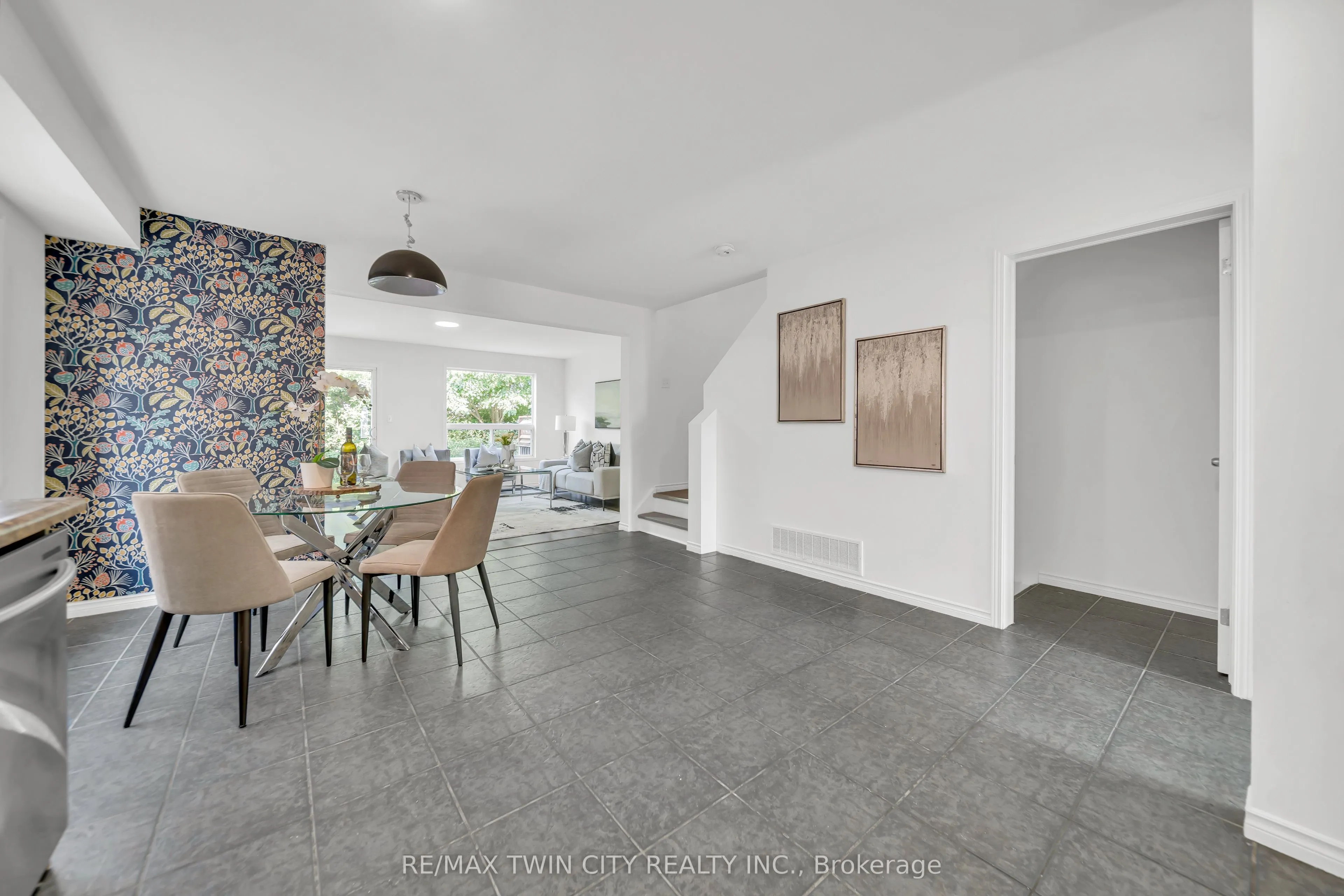 22 Chester Drive