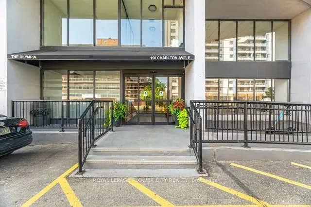 150 Charlton Avenue E, #608