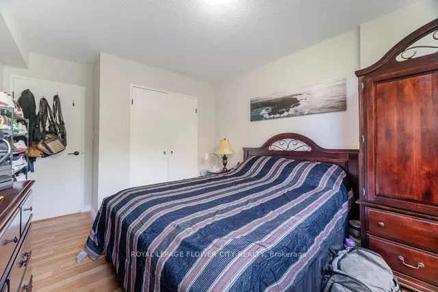 150 Charlton Avenue E, #608