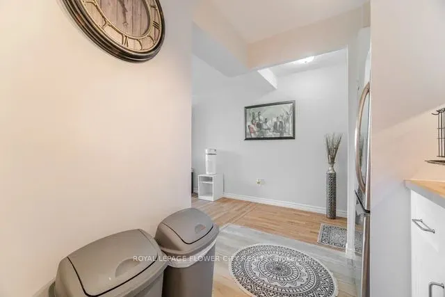 150 Charlton Avenue E, #608