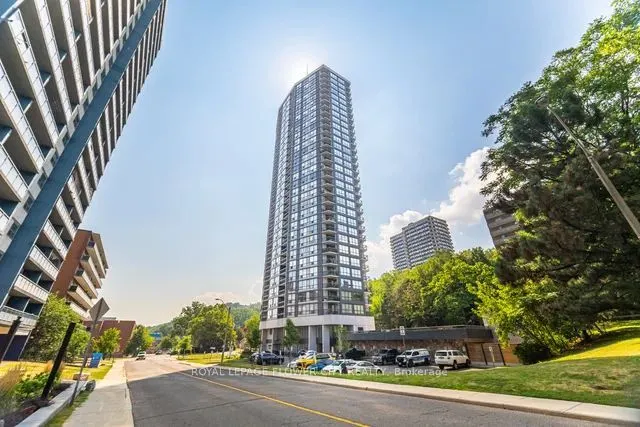 150 Charlton Avenue E, #608