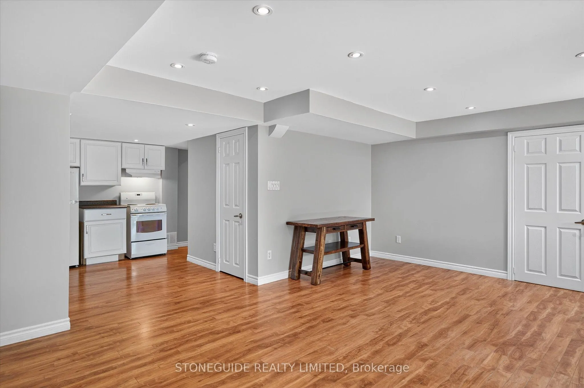 1726 Ravenwood Drive