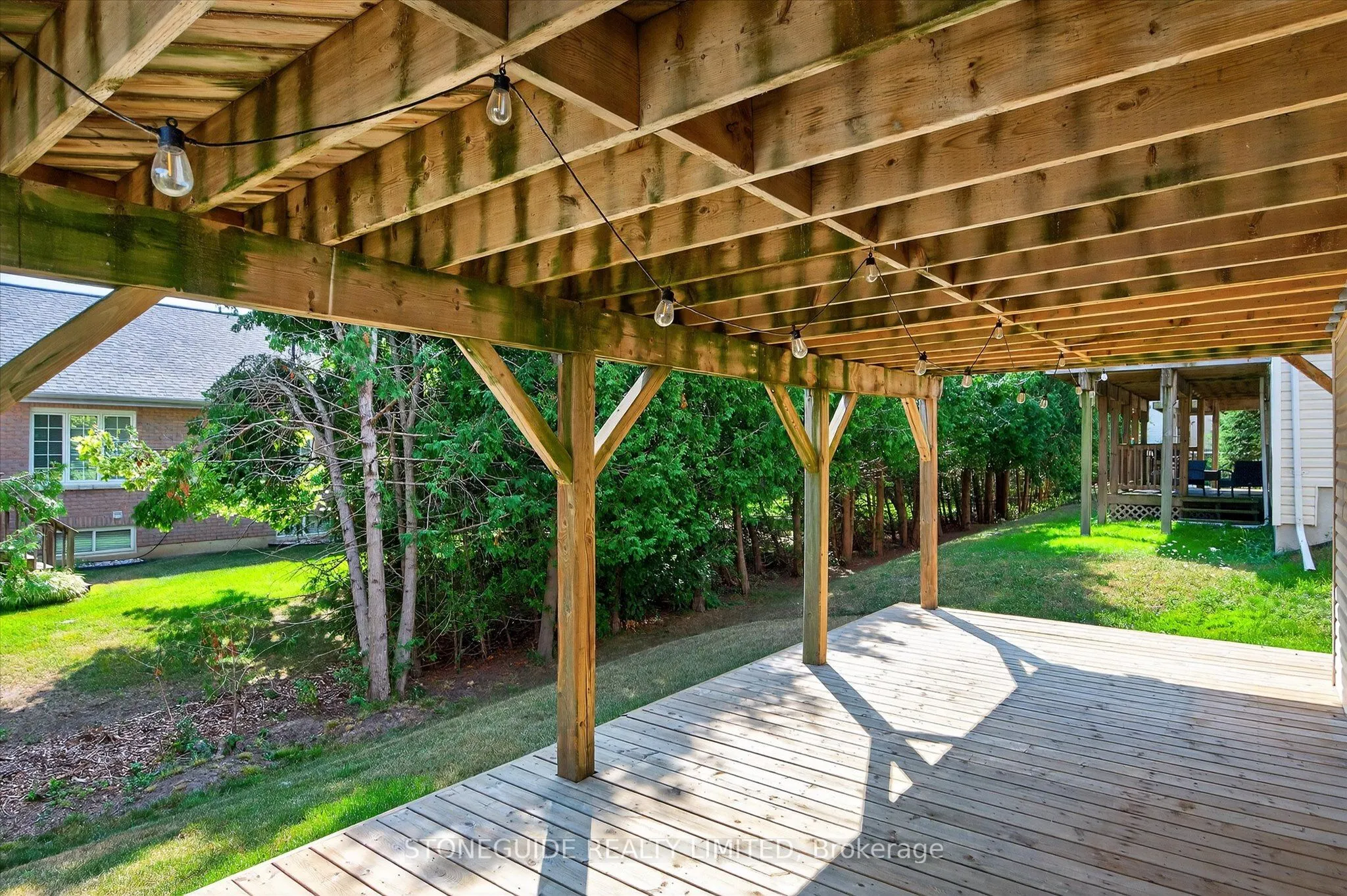 1726 Ravenwood Drive