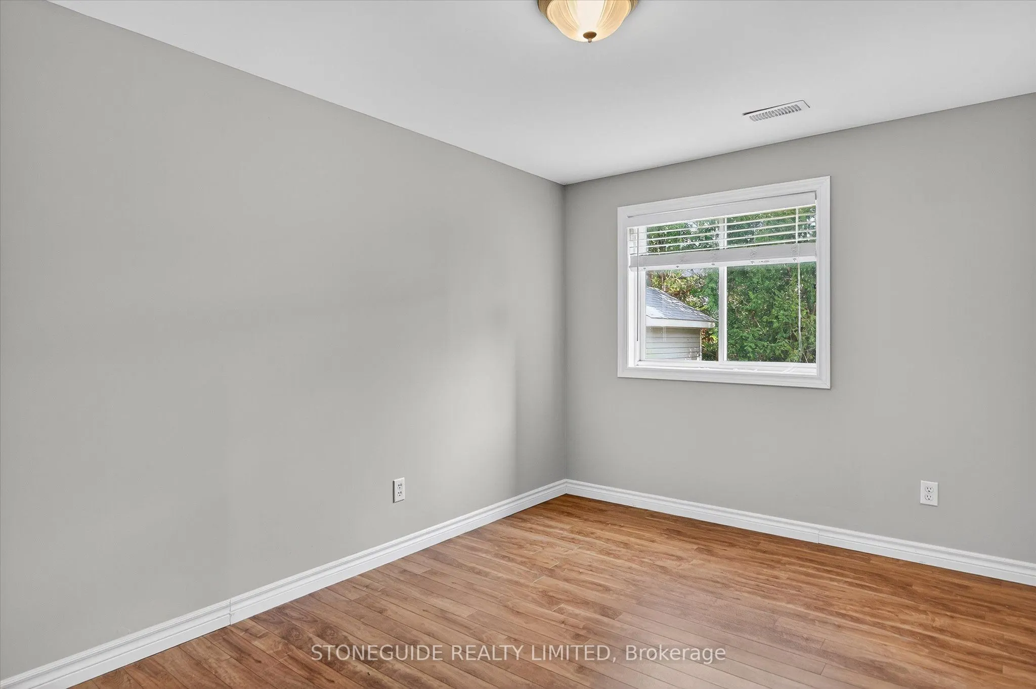 1726 Ravenwood Drive